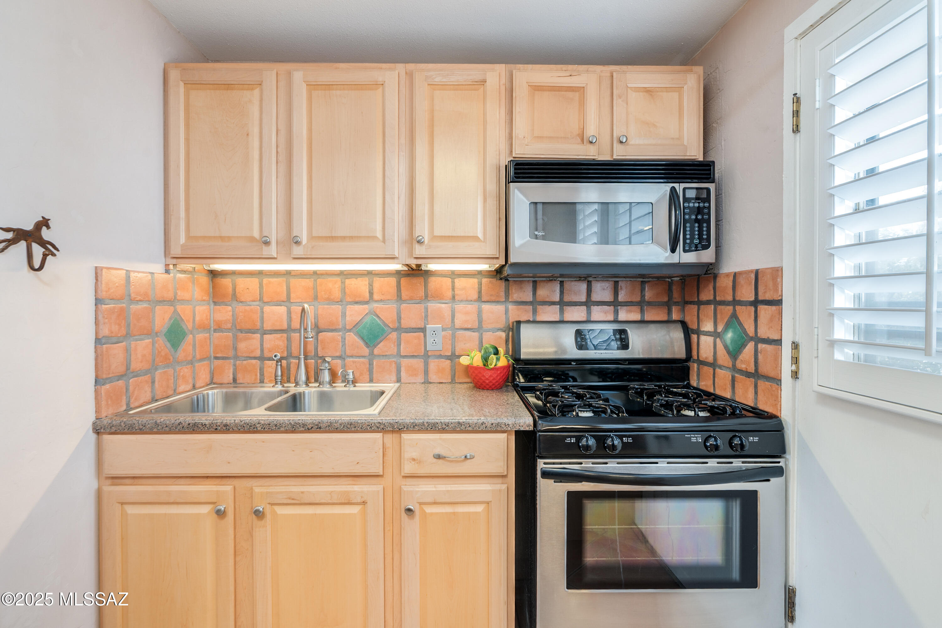 386 S Paseo Quinta Unit: D