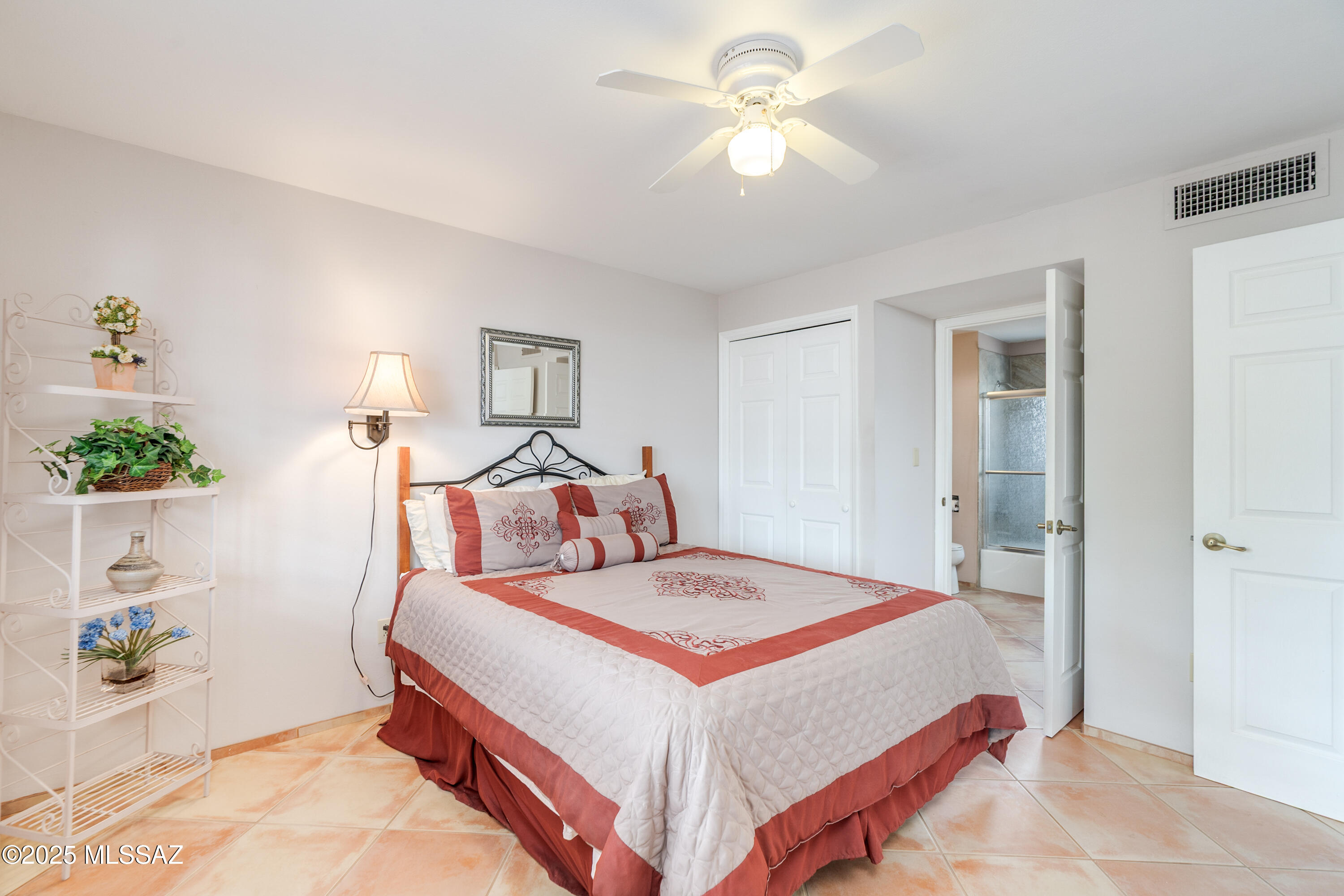 386 S Paseo Quinta Unit: D