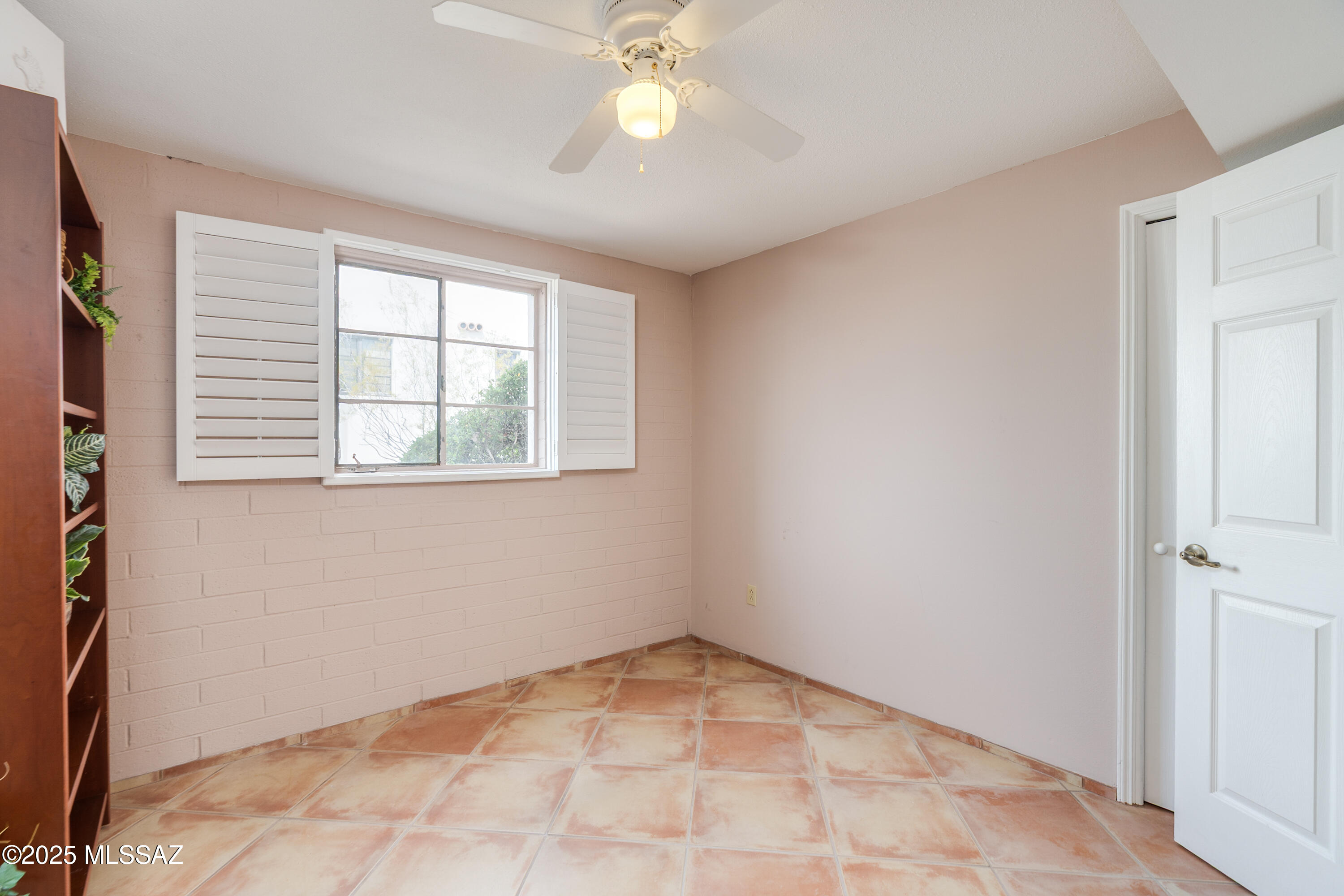 386 S Paseo Quinta Unit: D