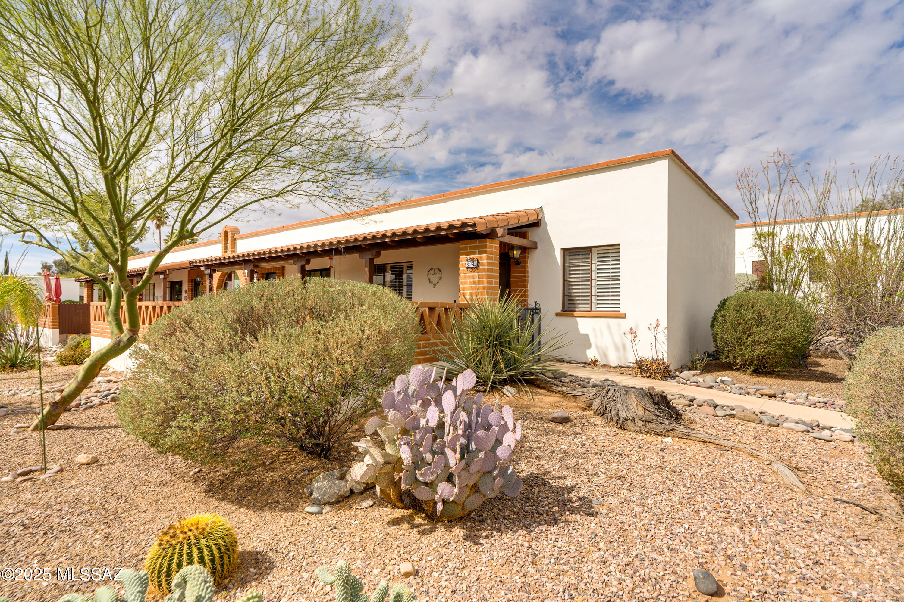 386 S Paseo Quinta Unit: D