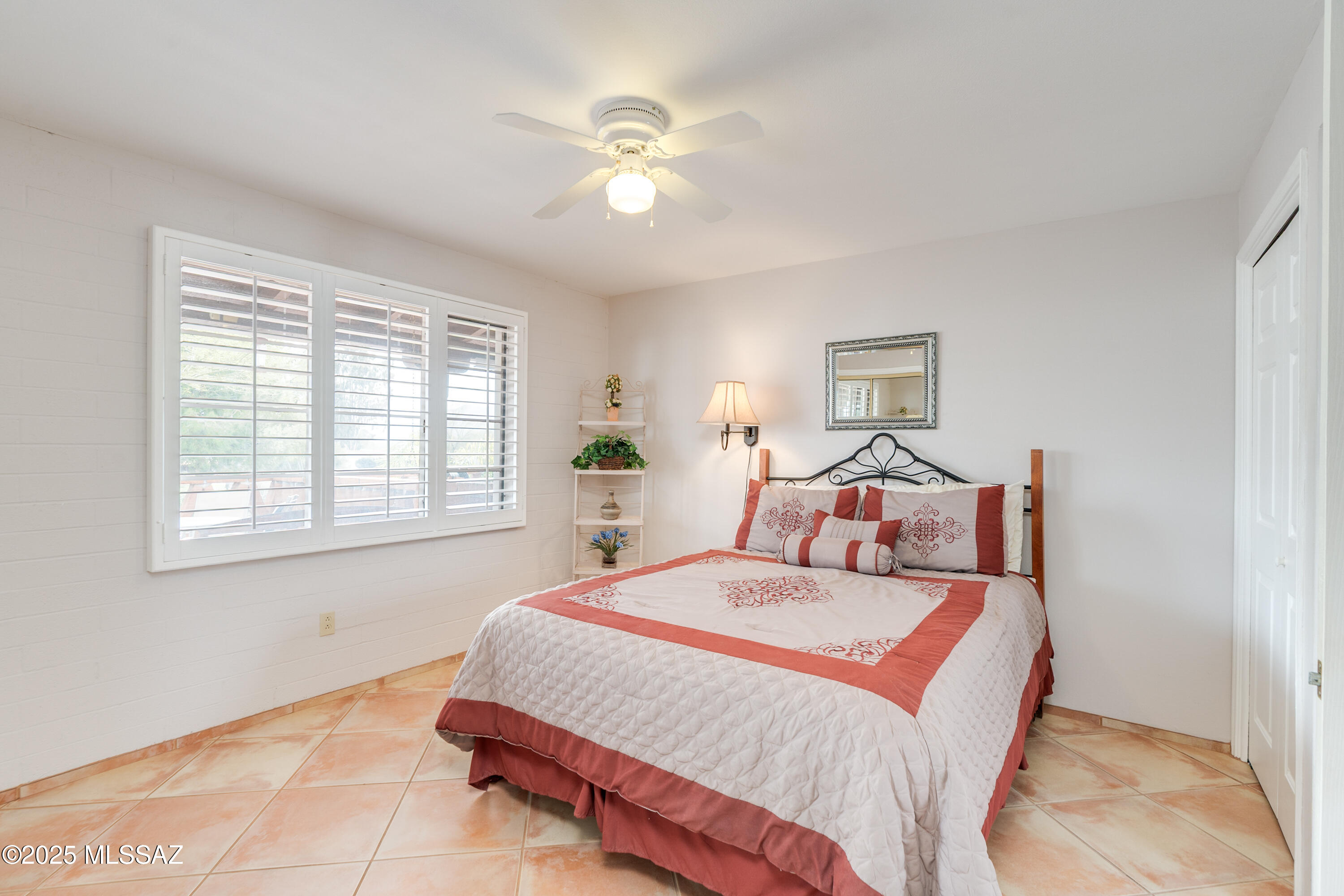 386 S Paseo Quinta Unit: D