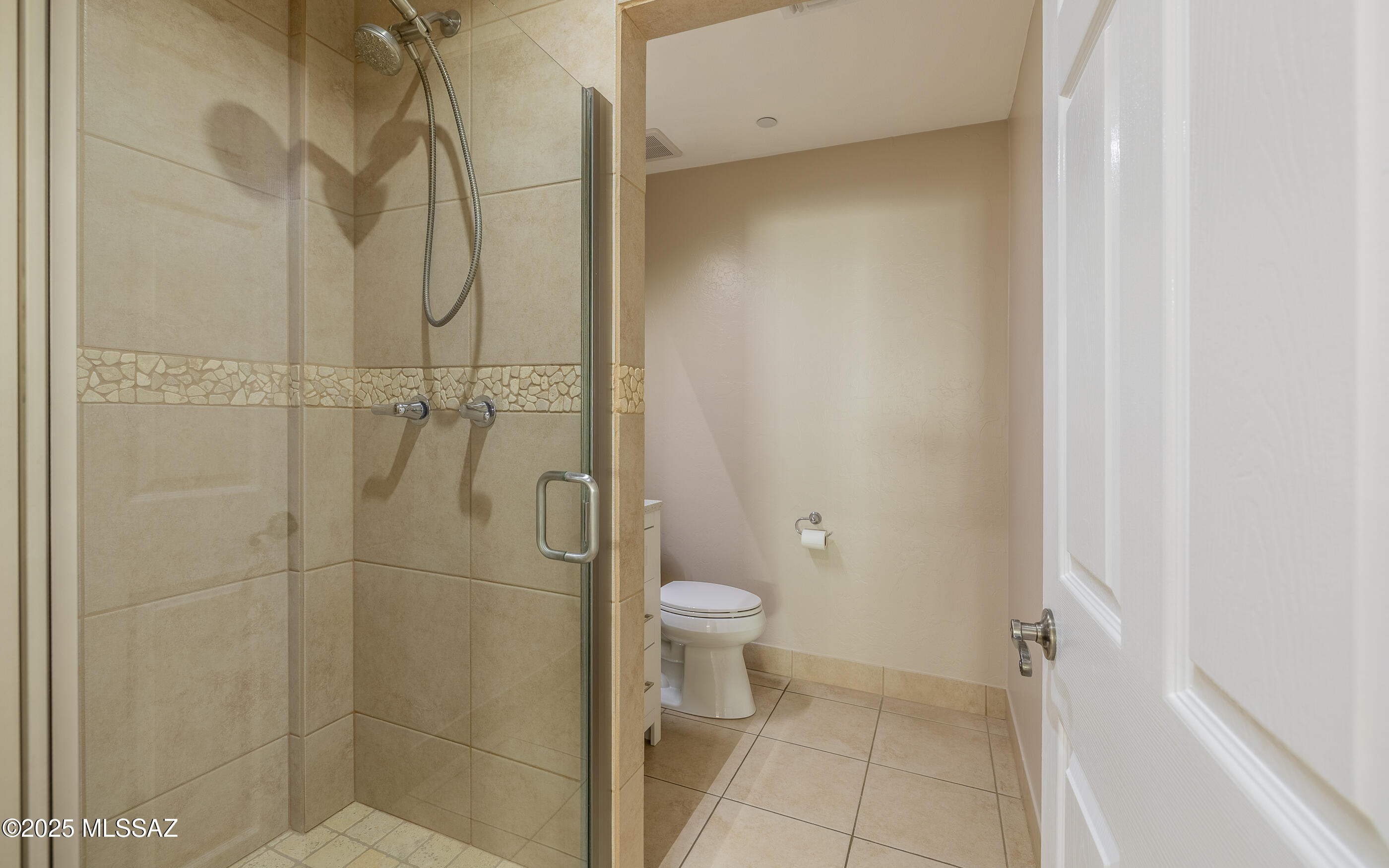 3561 E Farrier Drive