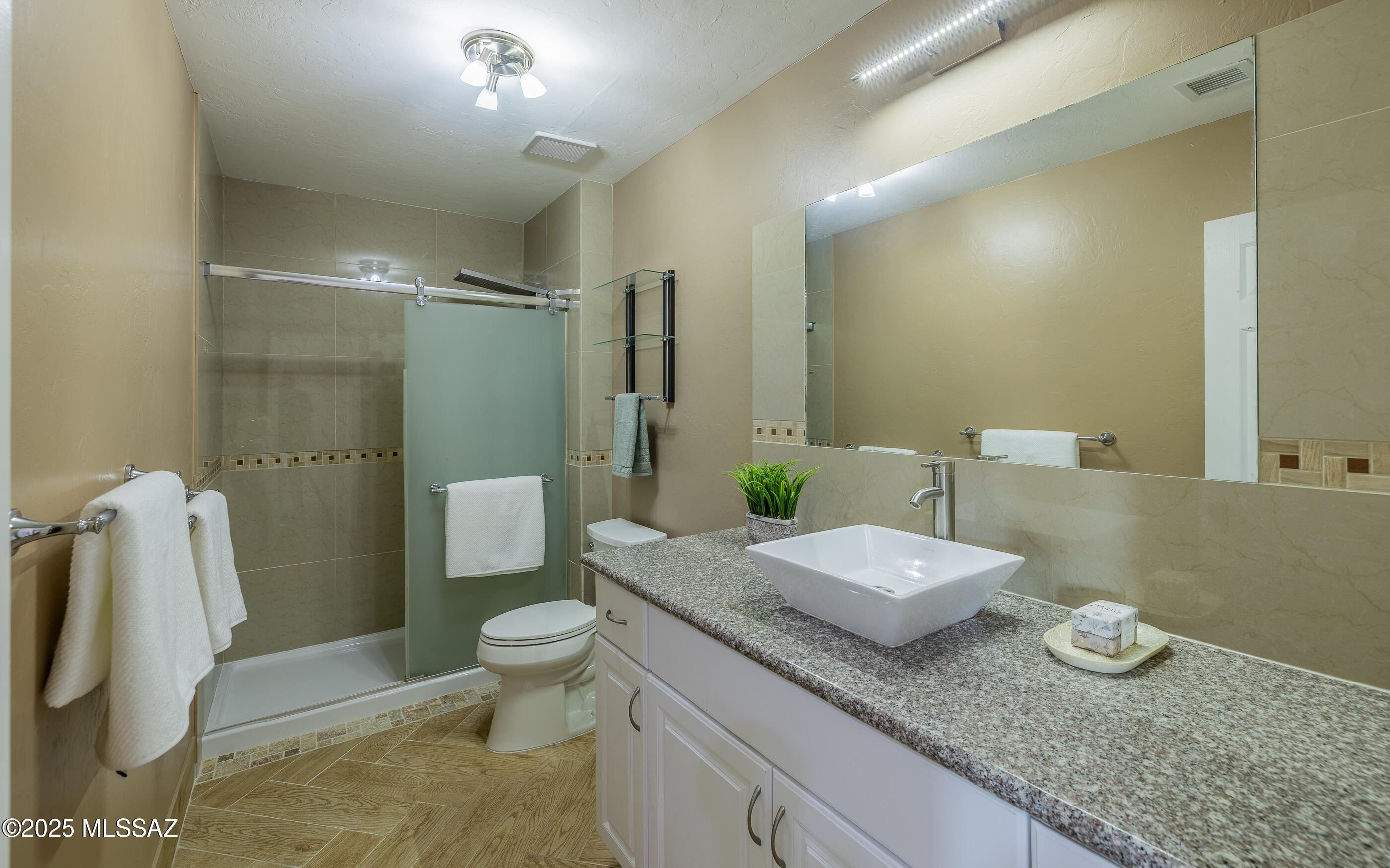 3561 E Farrier Drive