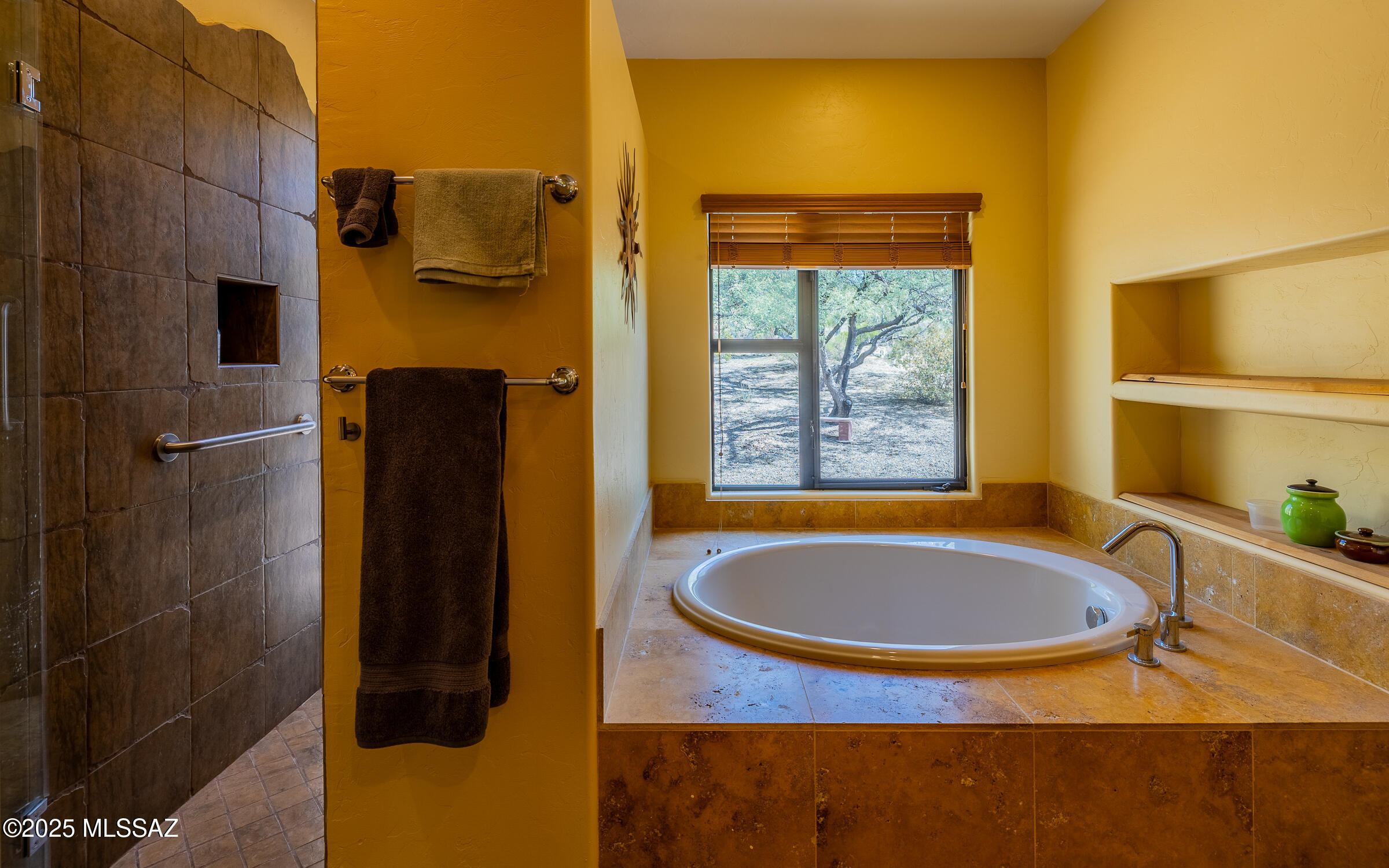 875 N Oakcliffe Court