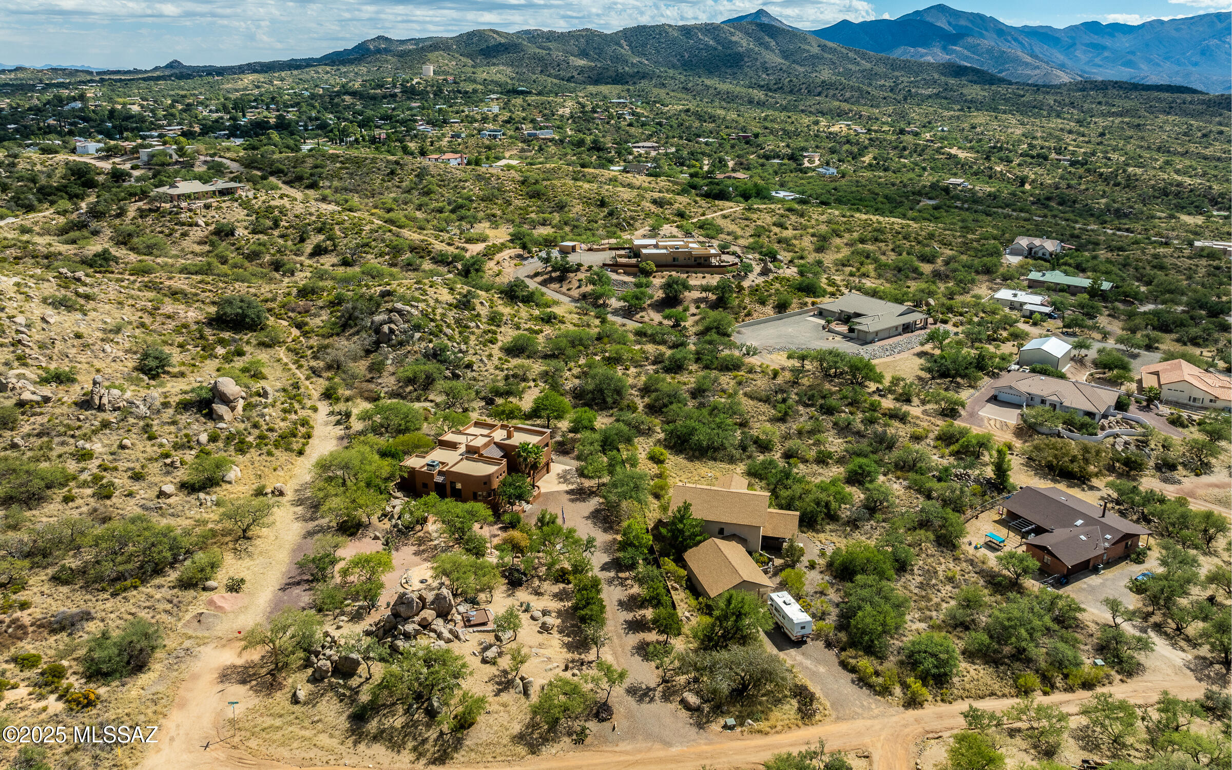 875 N Oakcliffe Court