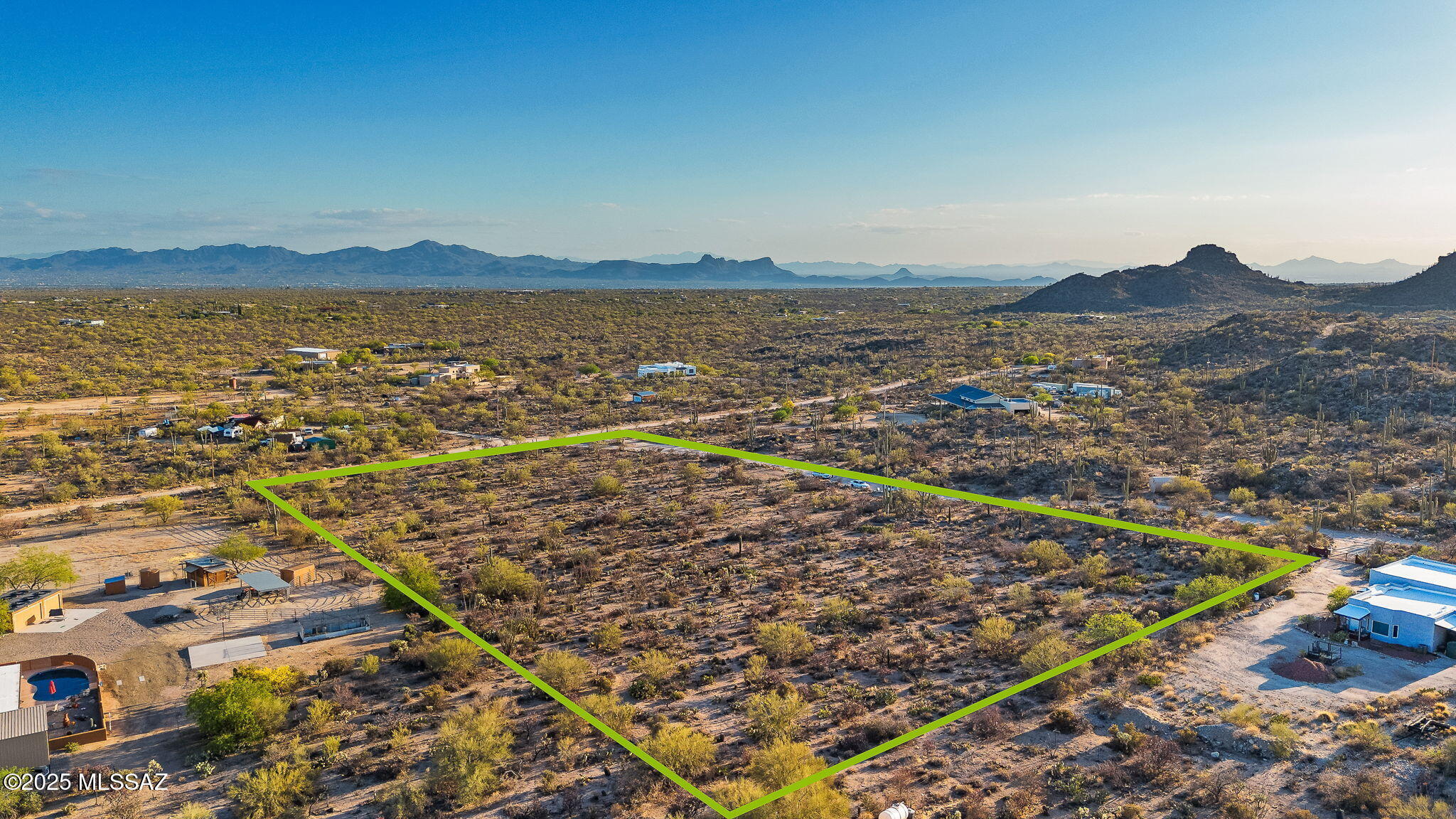 2676 W Cougar Canyon Trail