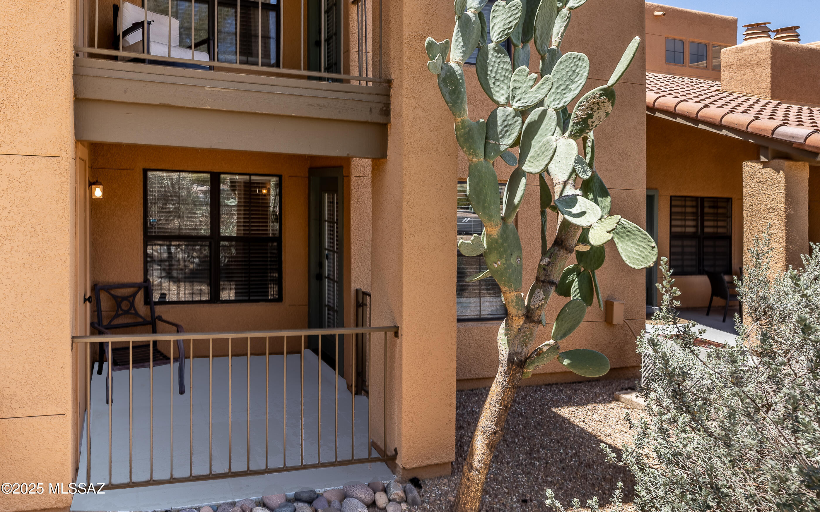 6651 N Campbell Avenue Unit: APT 133