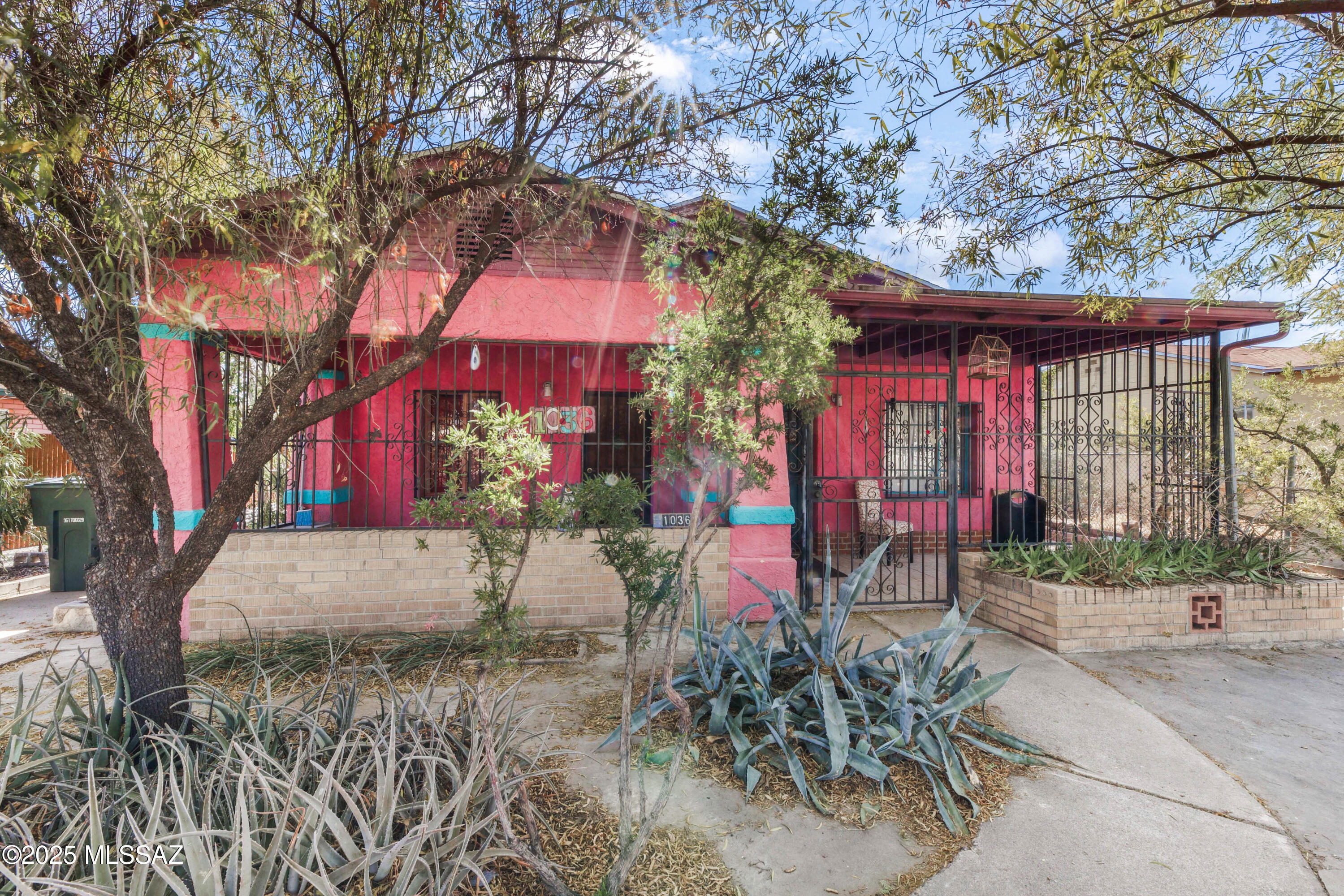 1036 S 4th Avenue