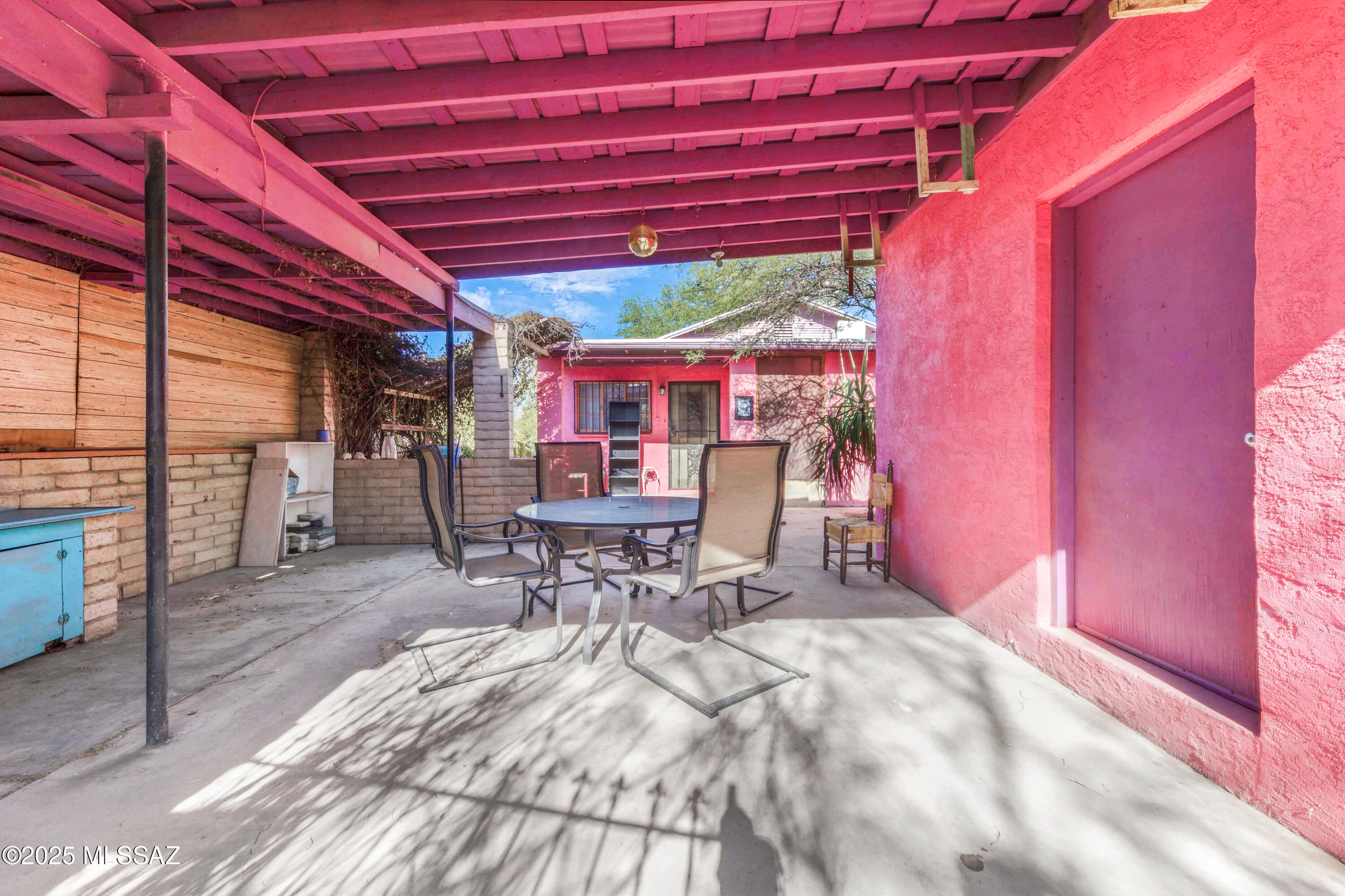 1036 S 4th Avenue