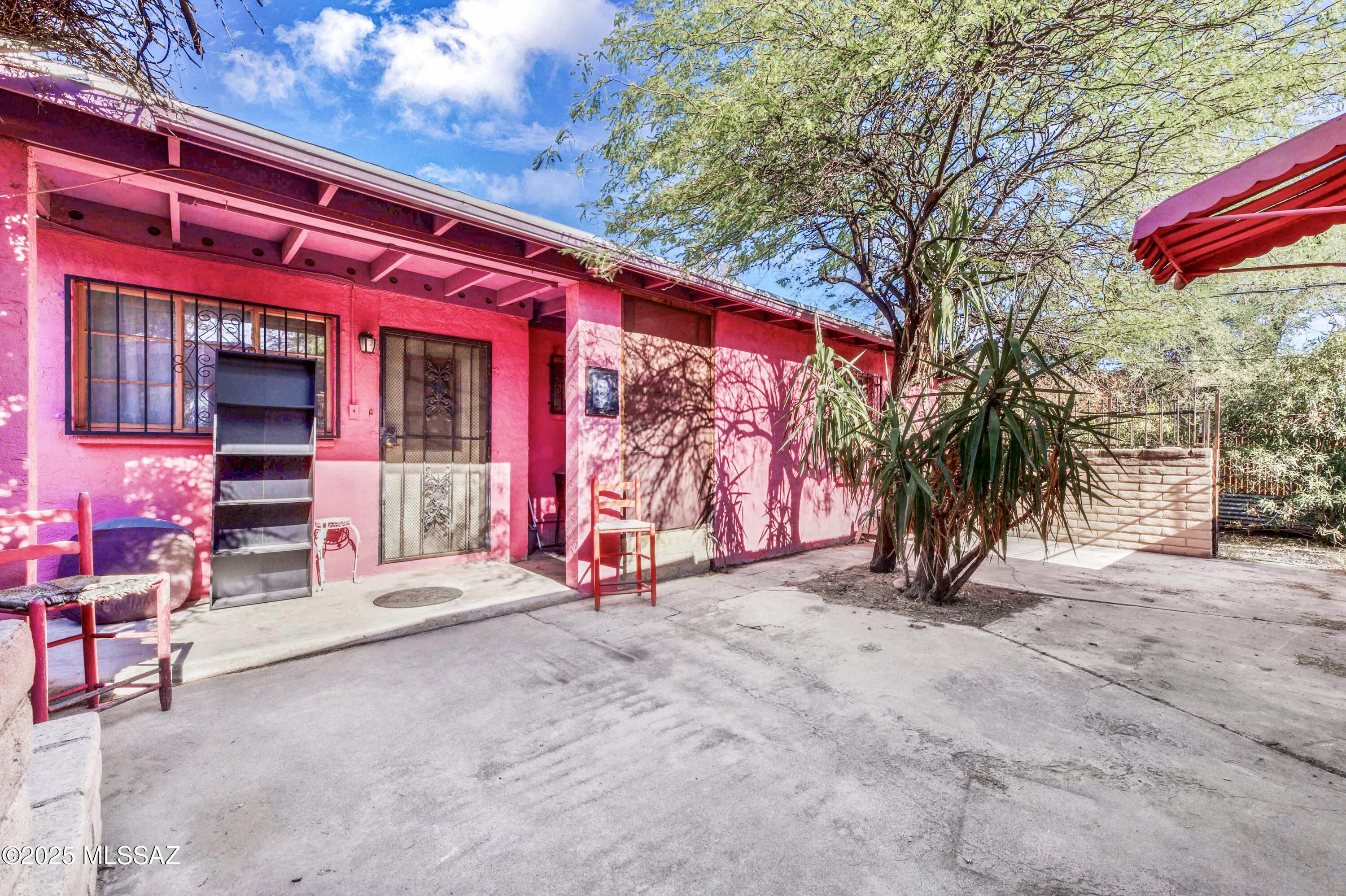 1036 S 4th Avenue
