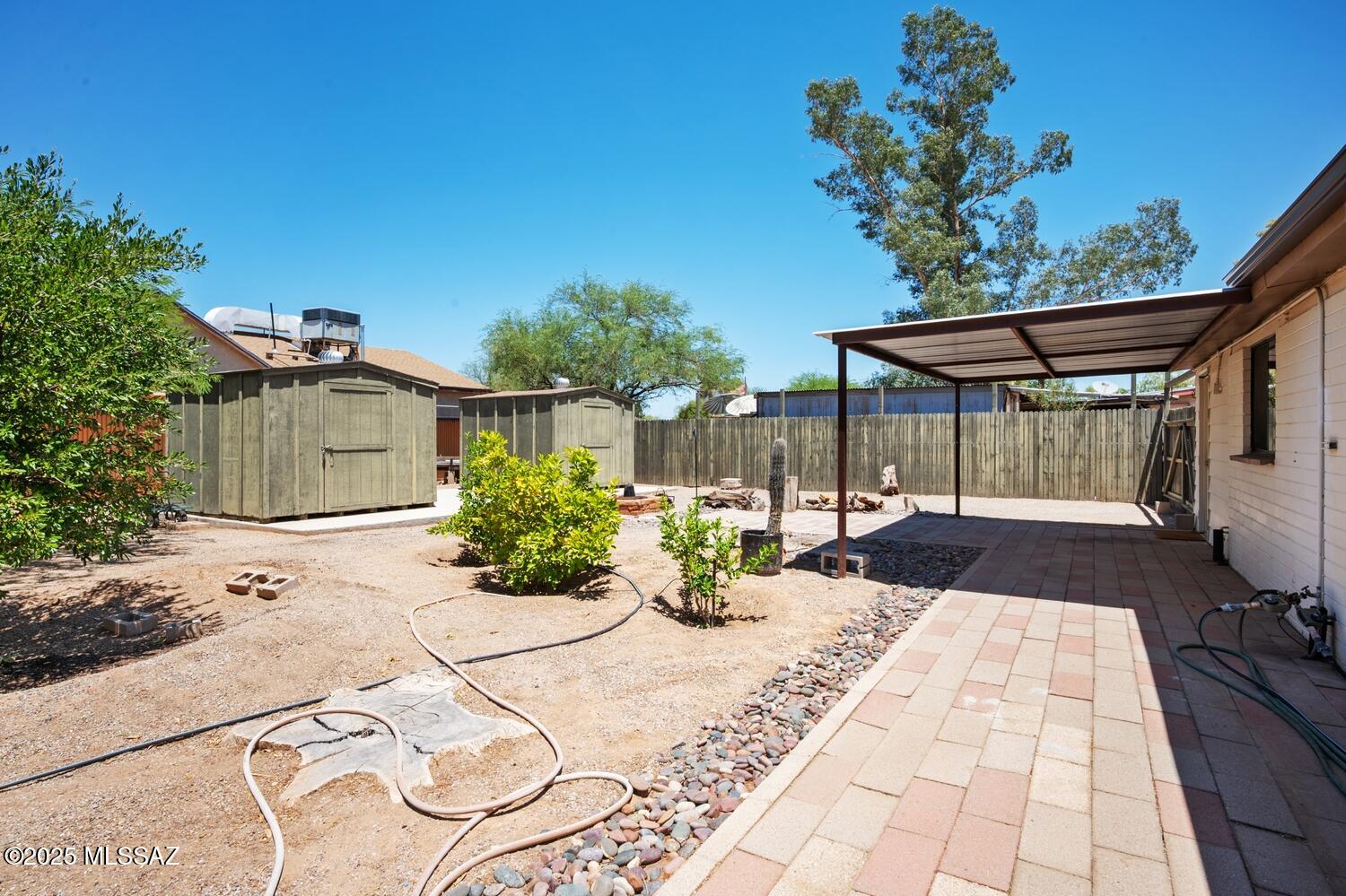 4009 N Fontana Avenue