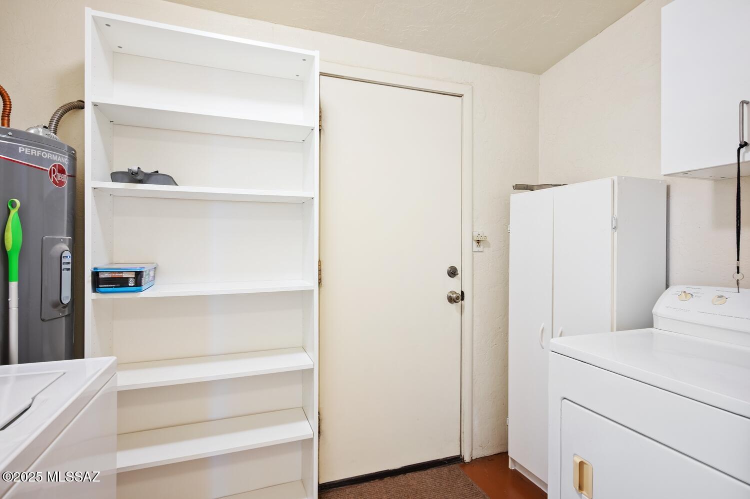 4009 N Fontana Avenue