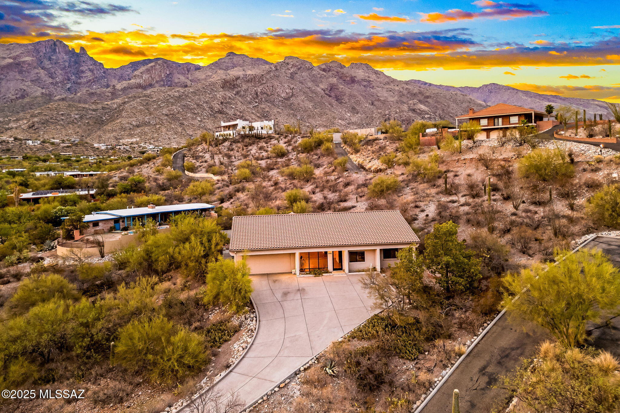 6440 N Mesa View Drive