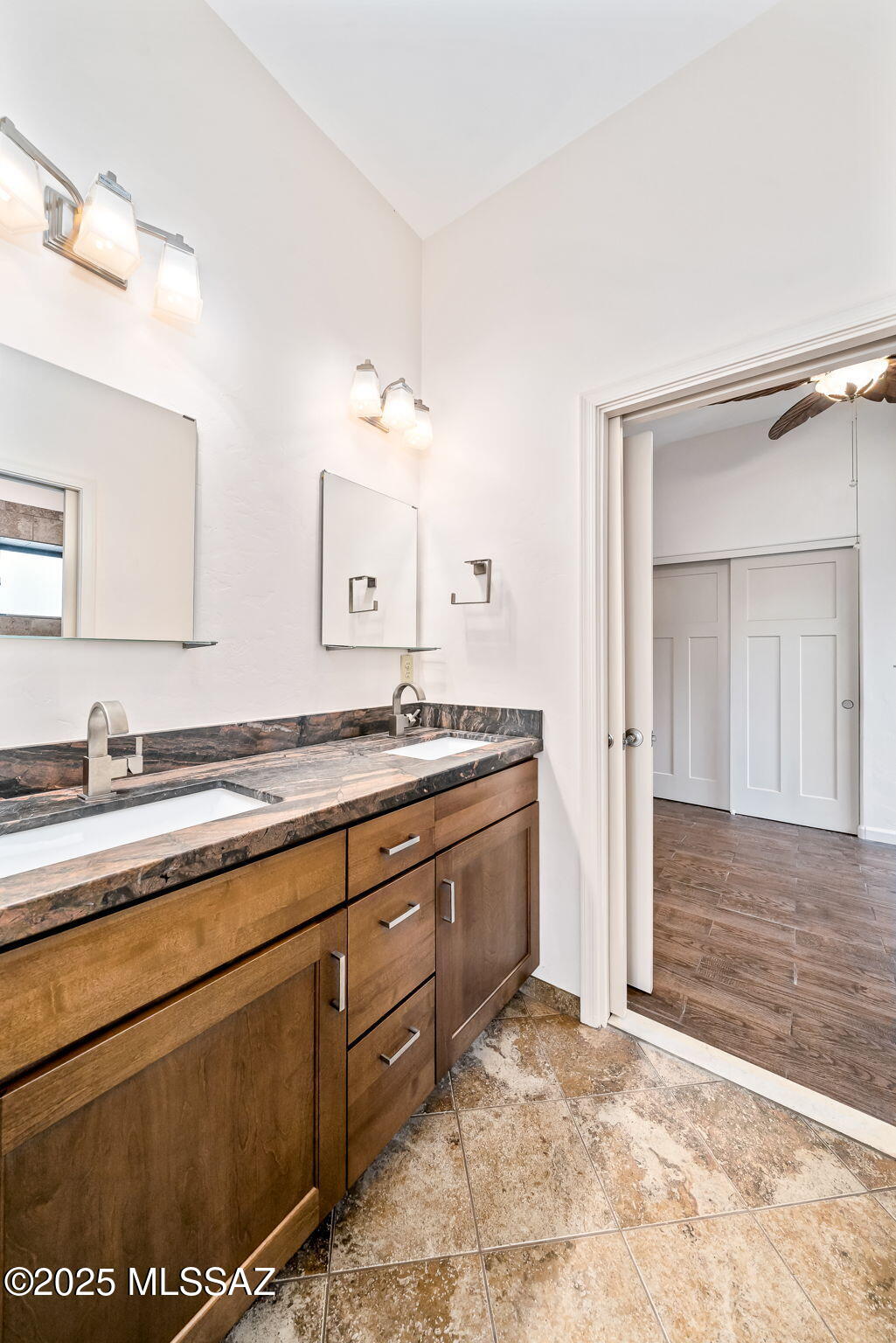 6440 N Mesa View Drive