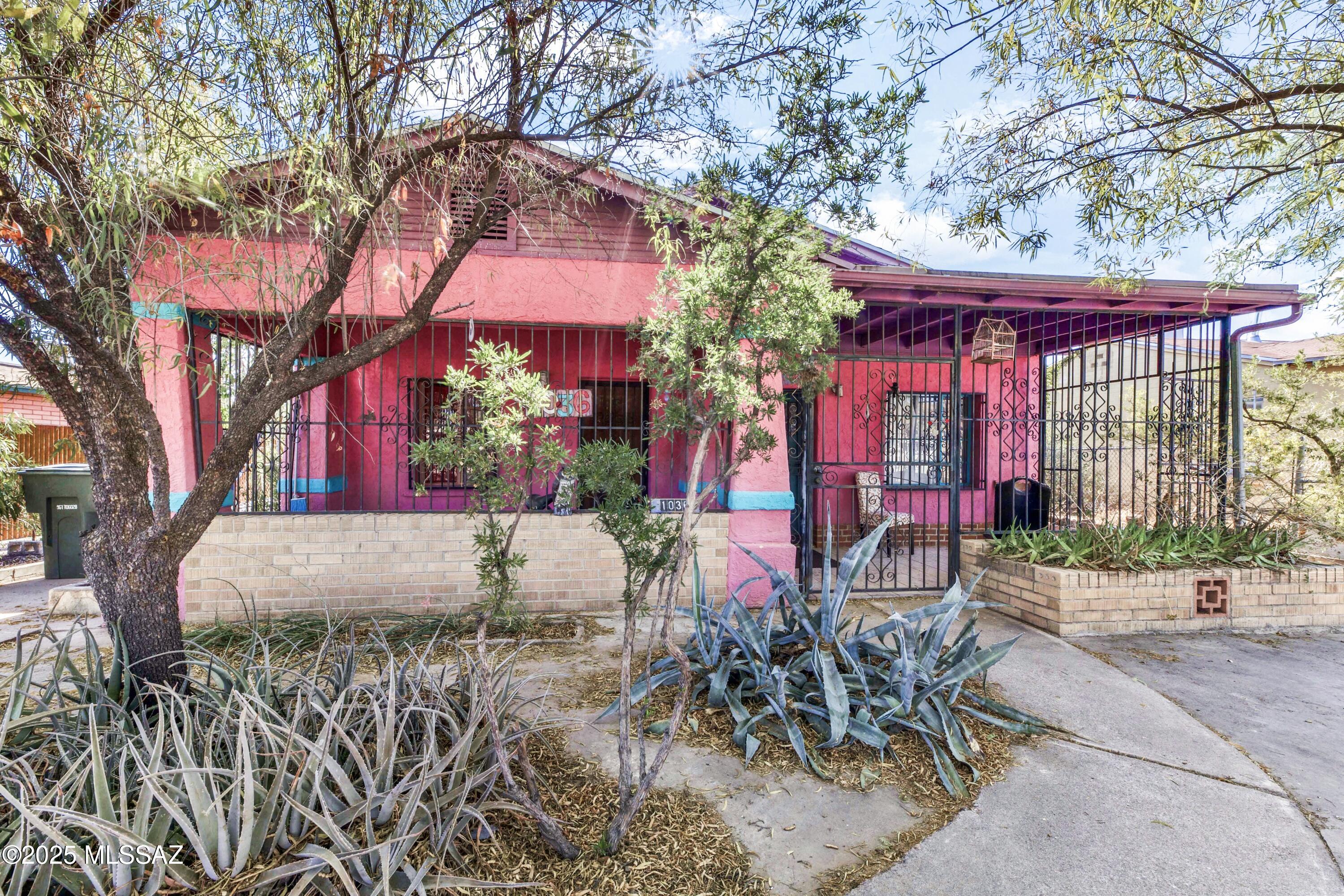 1036 S 4th Avenue