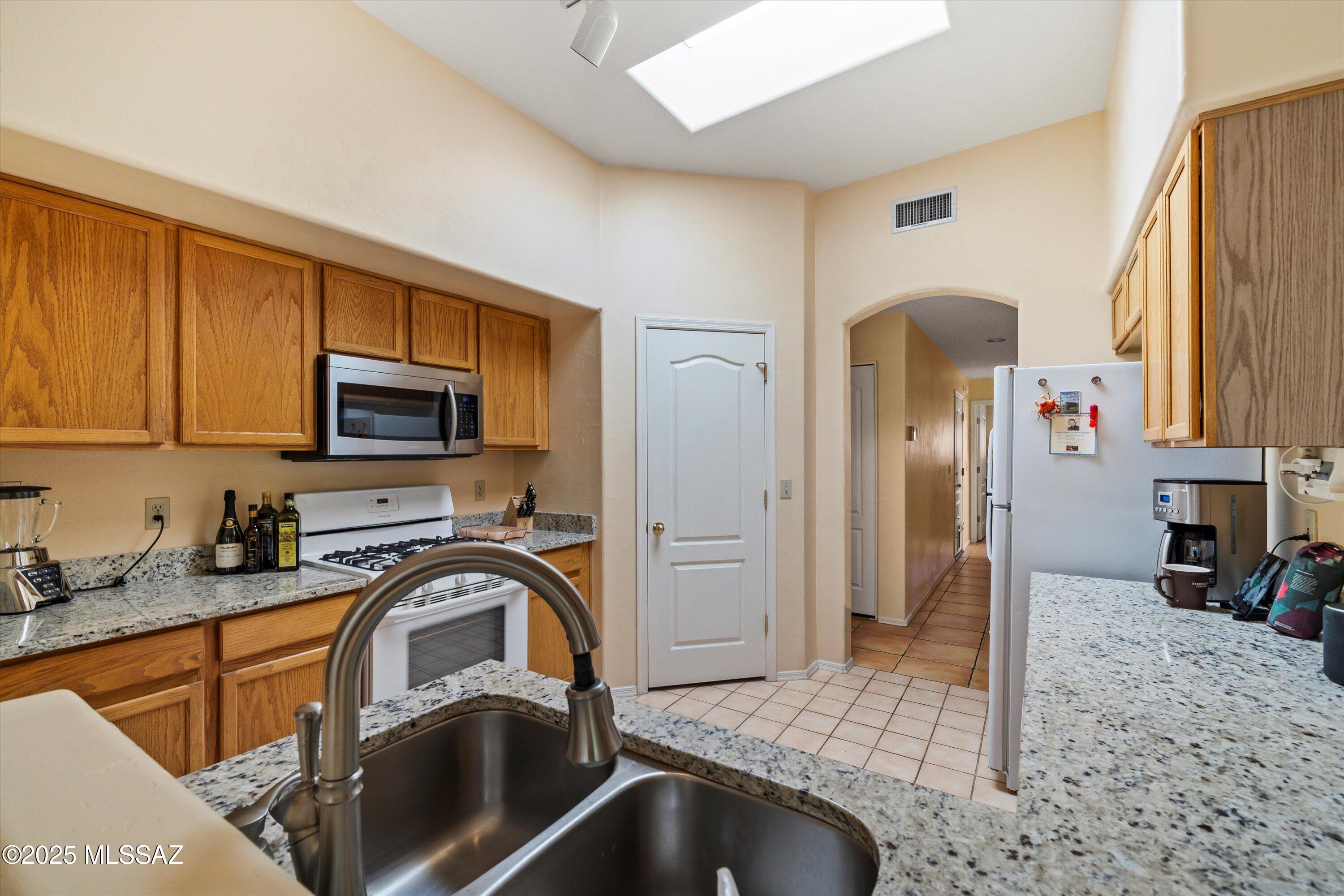 8847 E Desert Verbena Place