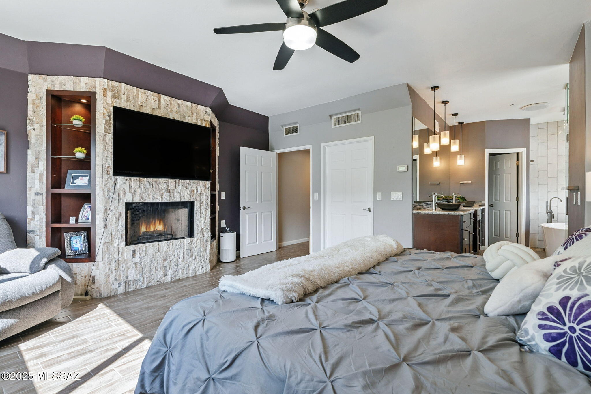 5335 E Cloud Nine Drive