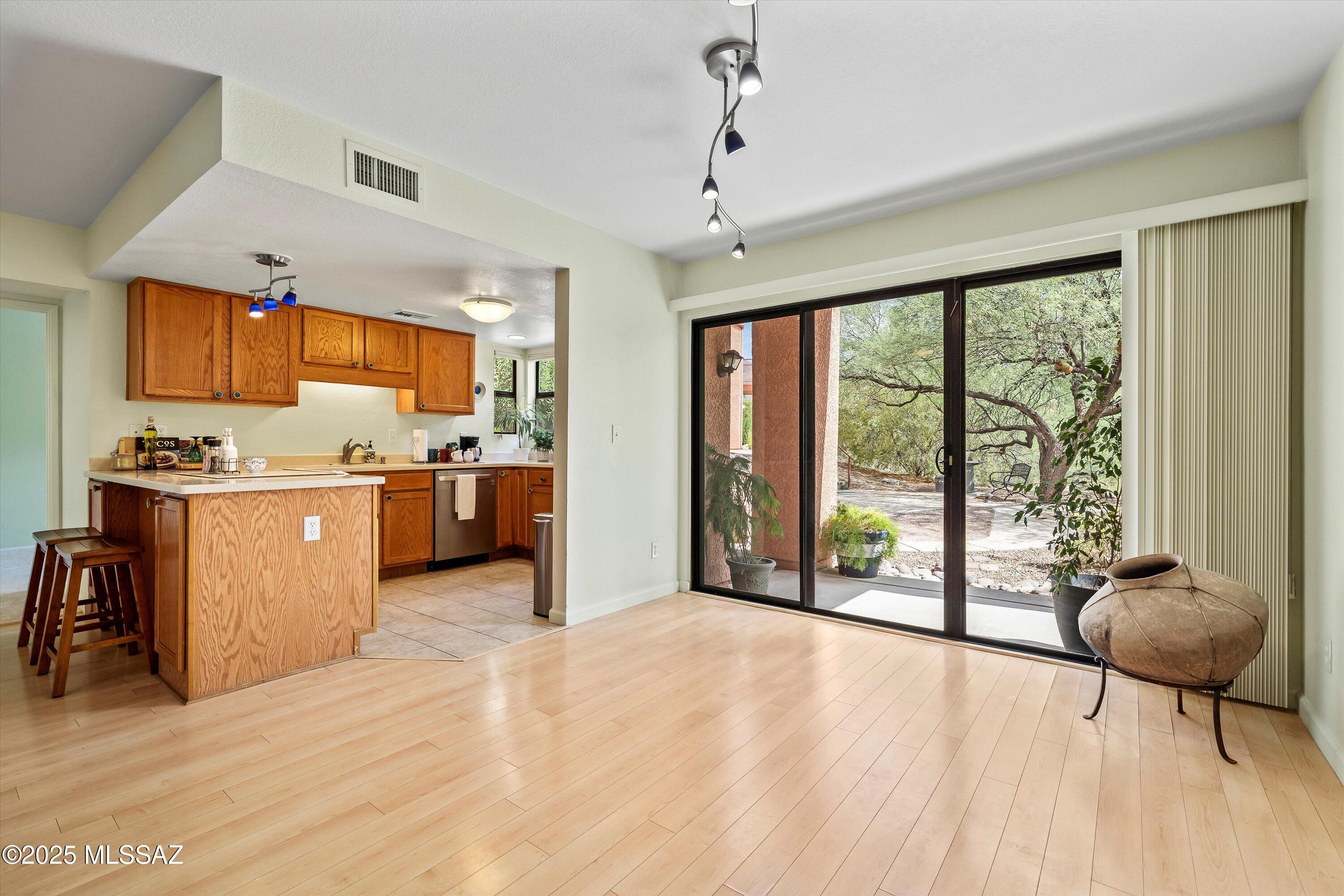5051 N Sabino Canyon Road Unit: UNIT 1239