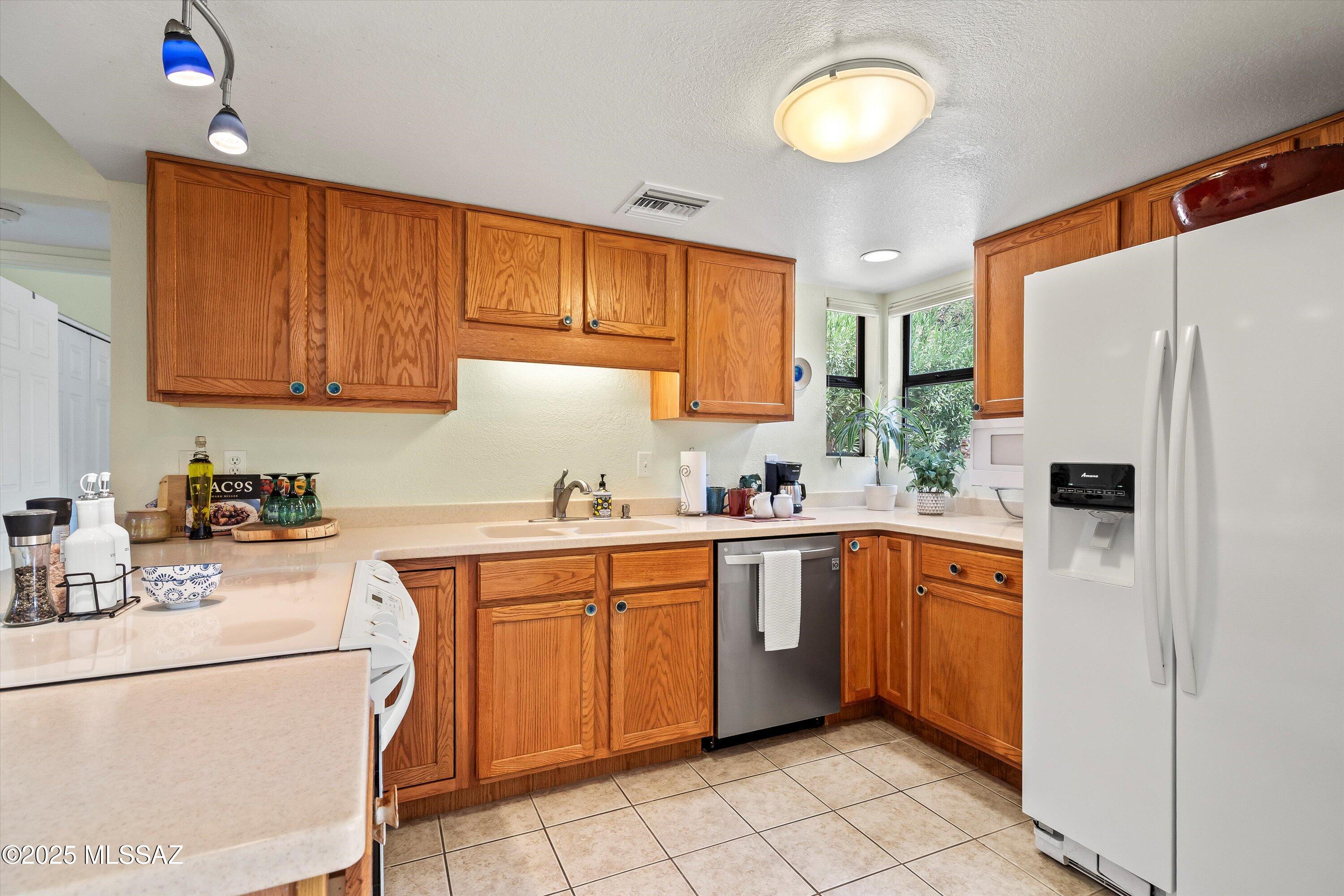 5051 N Sabino Canyon Road Unit: UNIT 1239