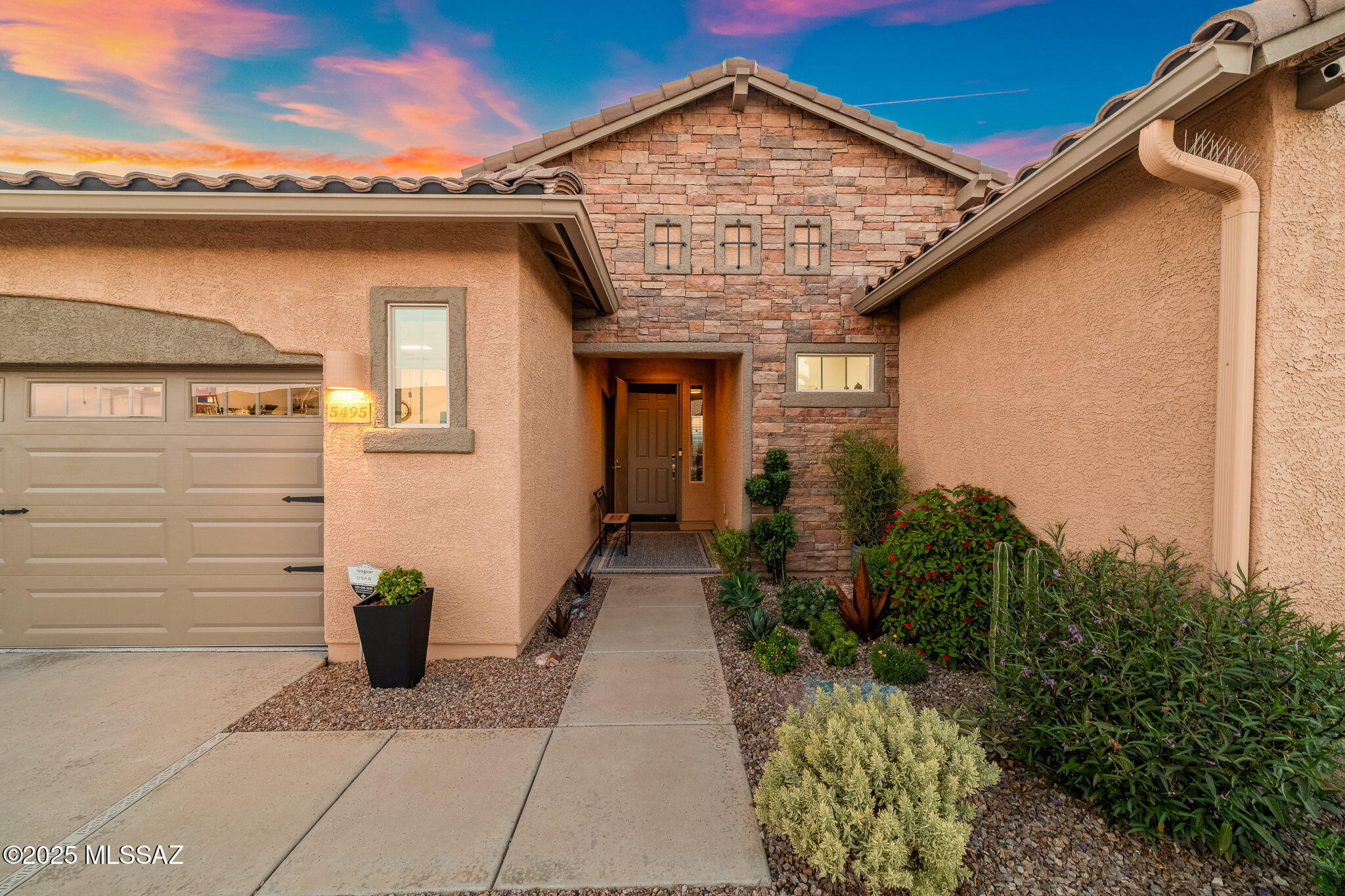 5495 W Bajada Drive