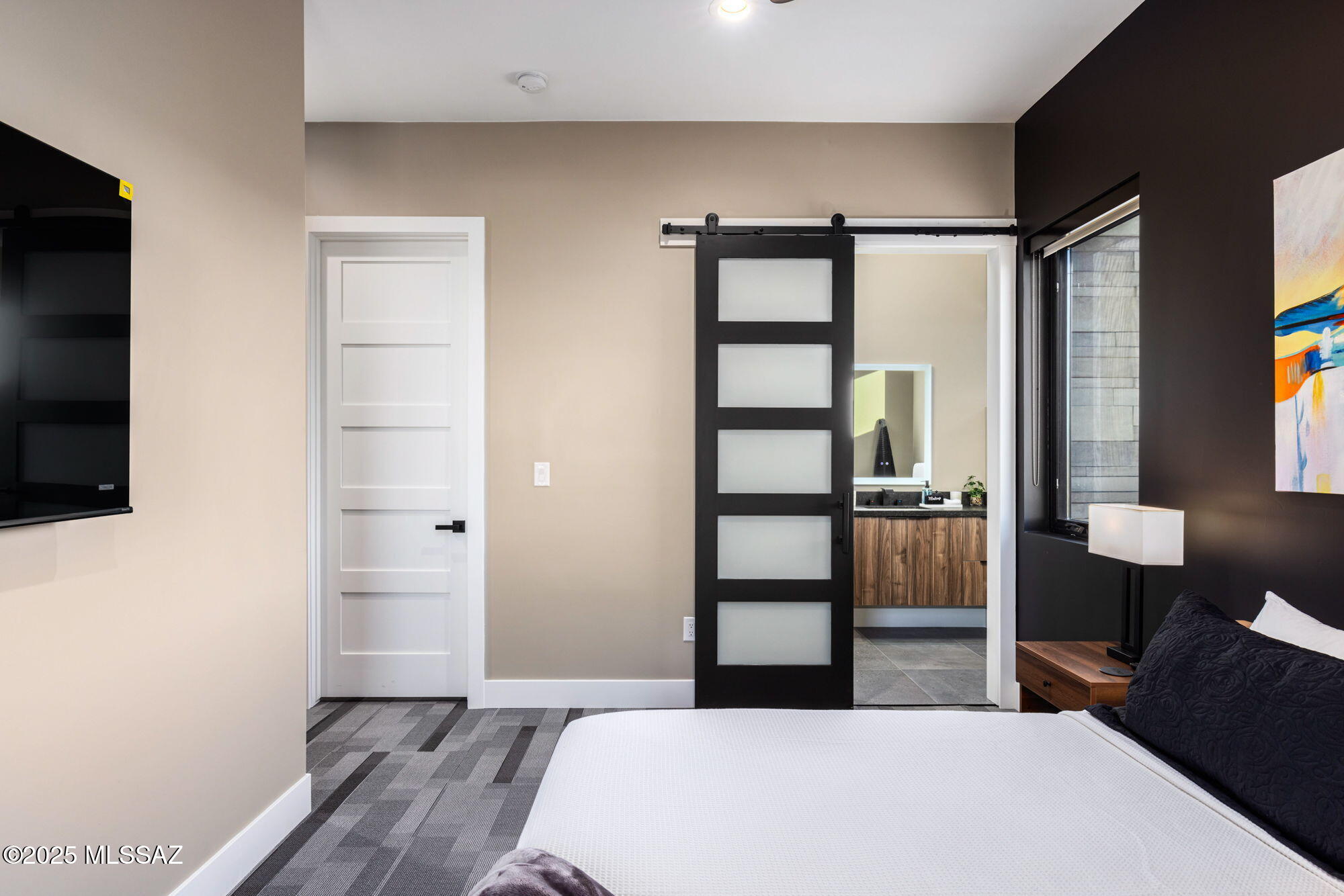 5901 W El Camino Del Cerro