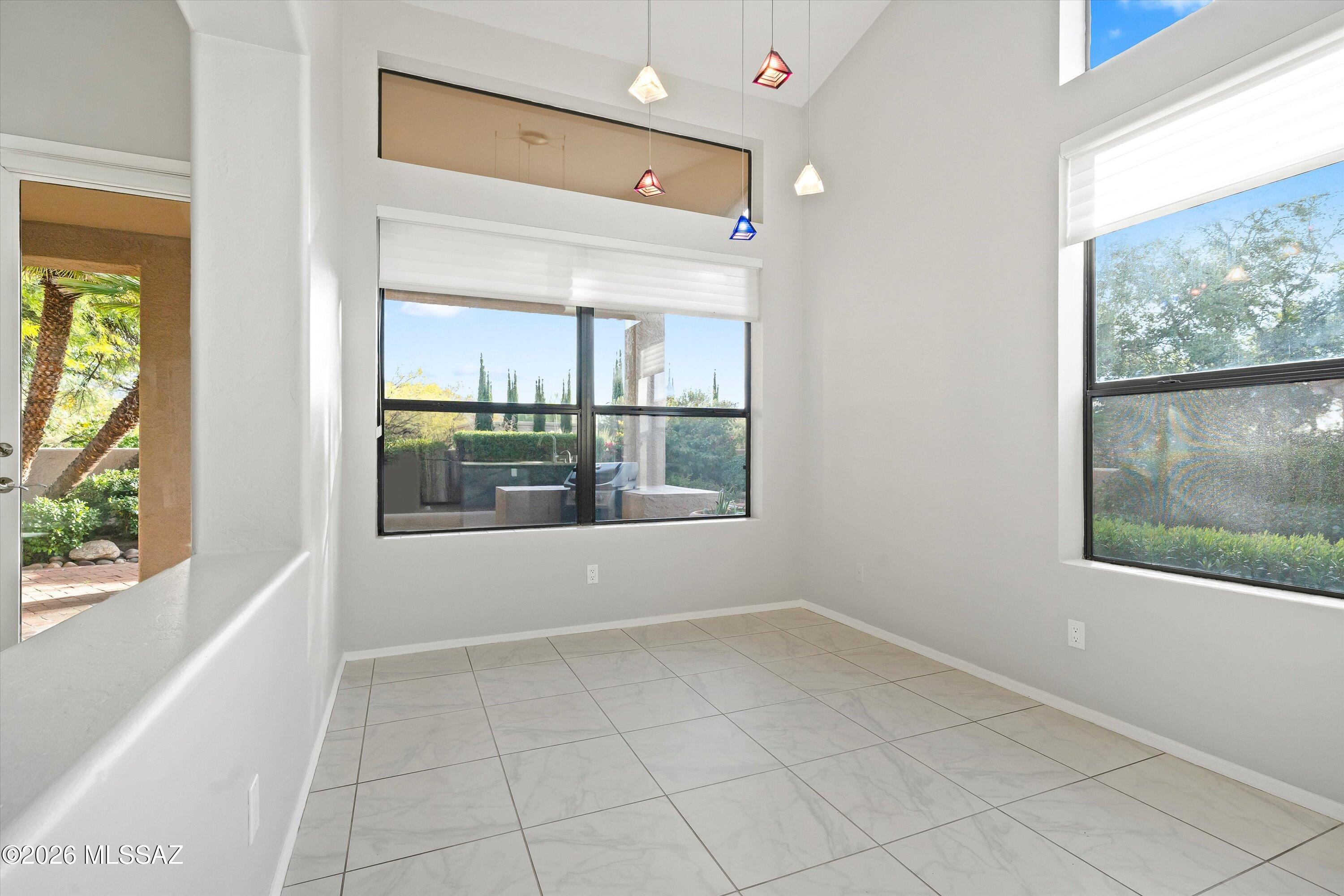 5914 N Golden Eagle Drive