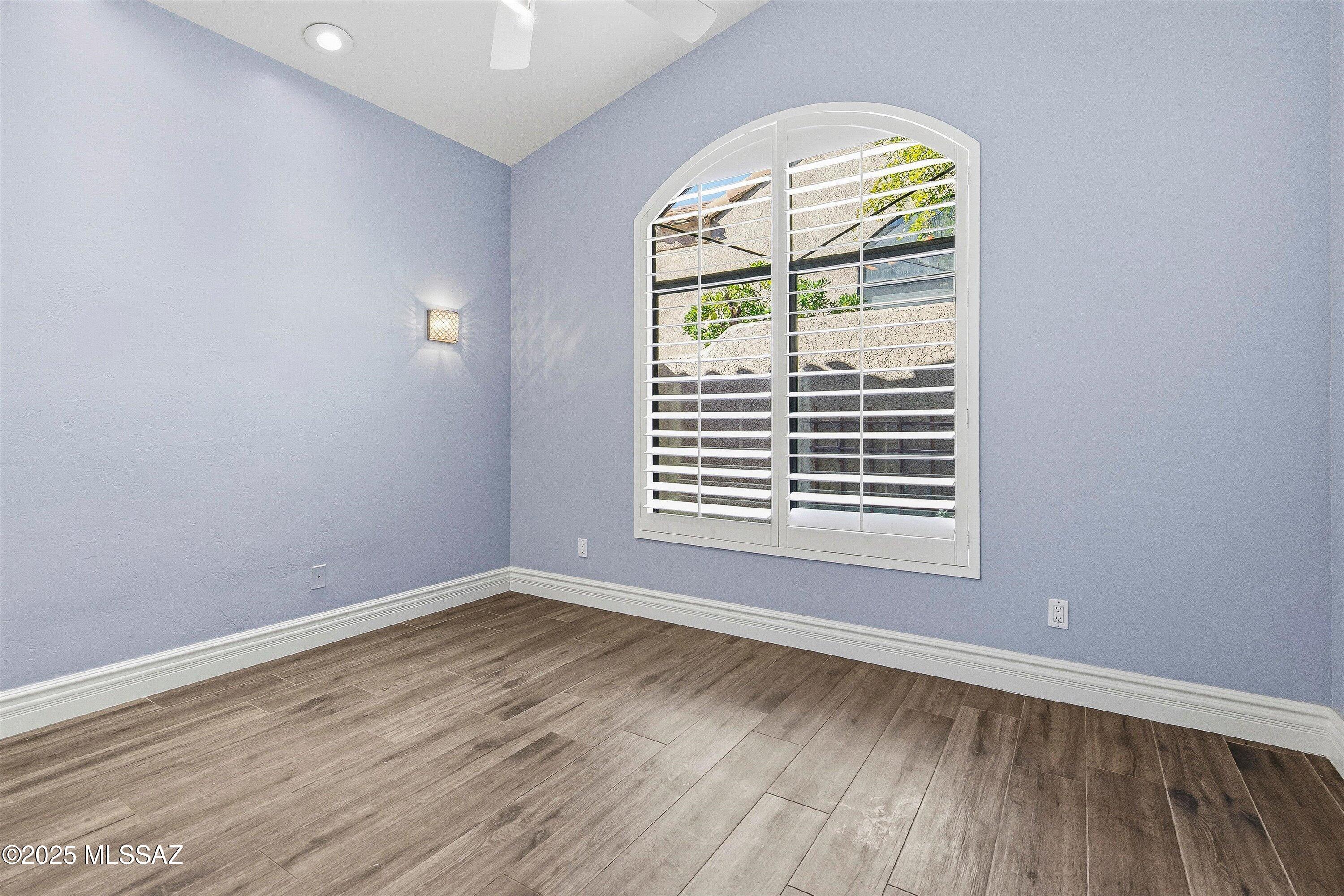 5914 N Golden Eagle Drive