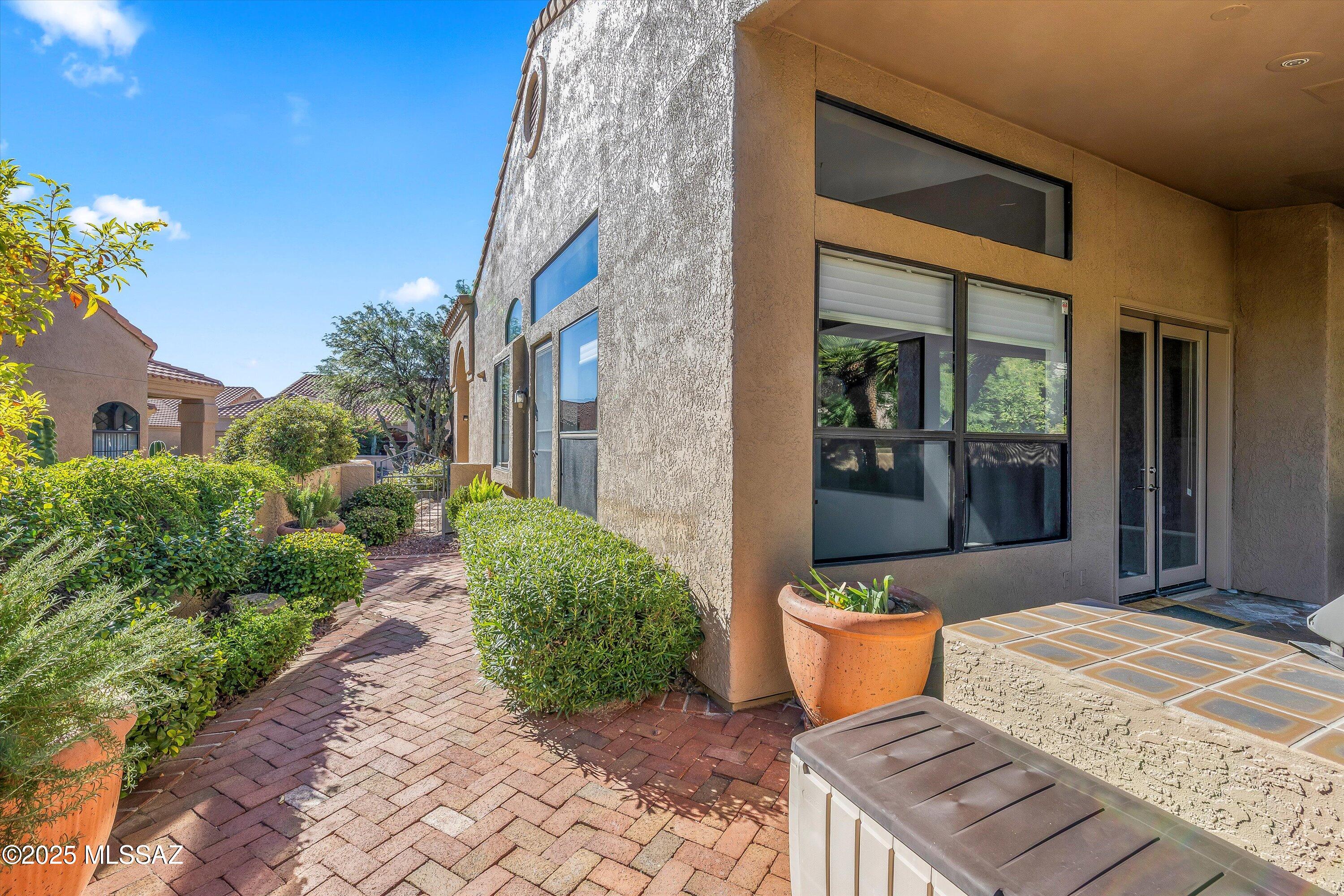 5914 N Golden Eagle Drive