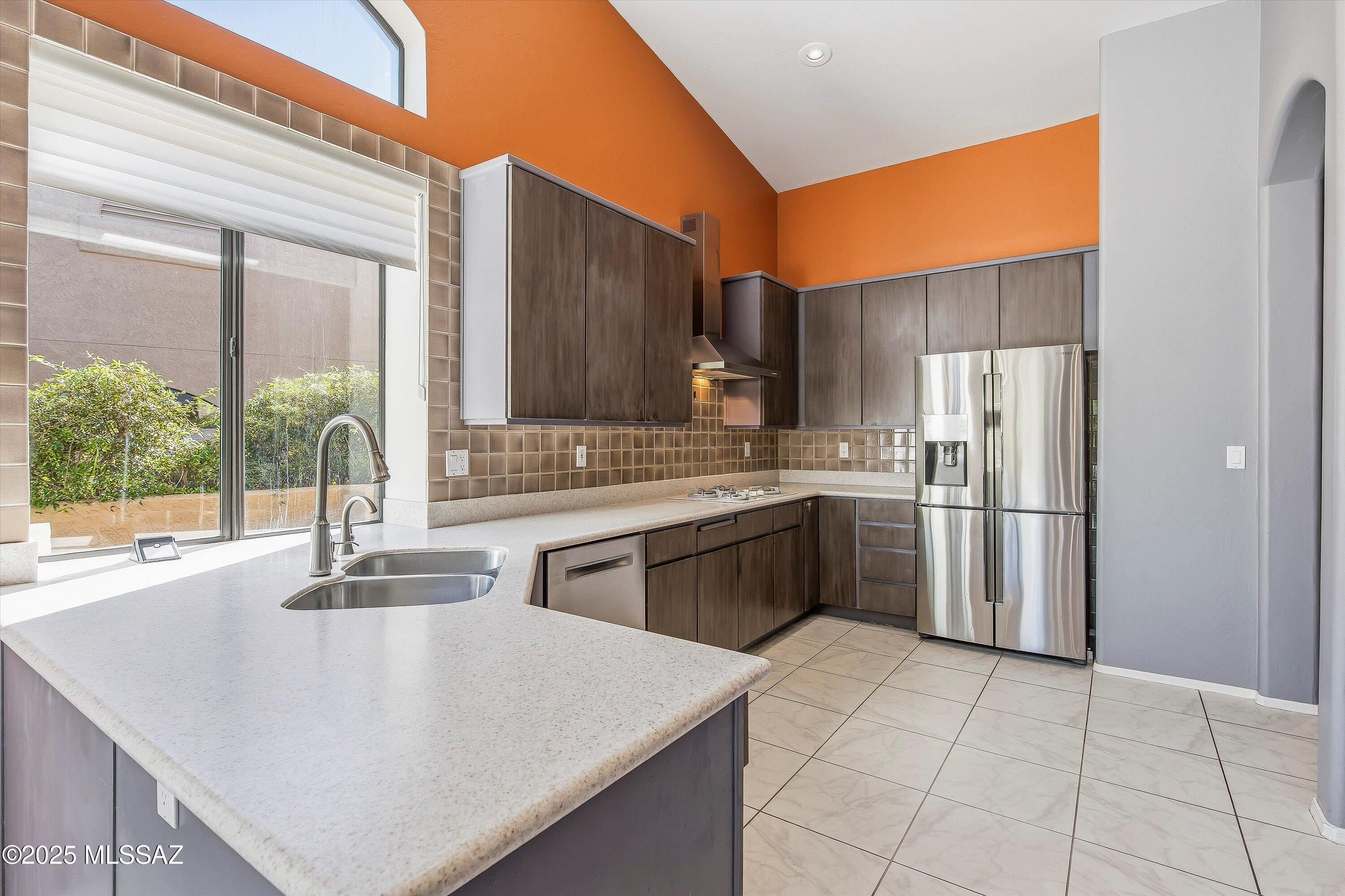 5914 N Golden Eagle Drive