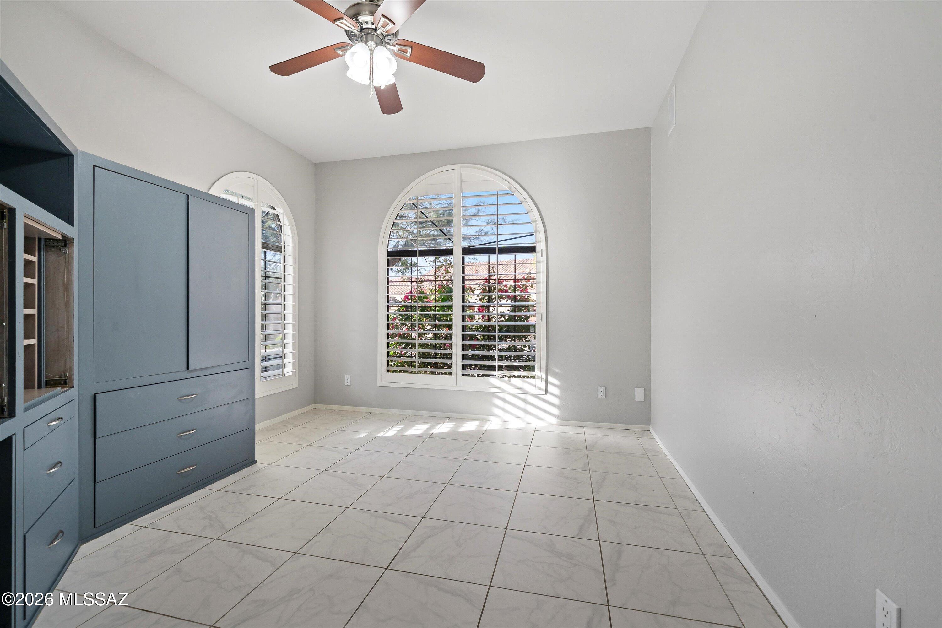 5914 N Golden Eagle Drive