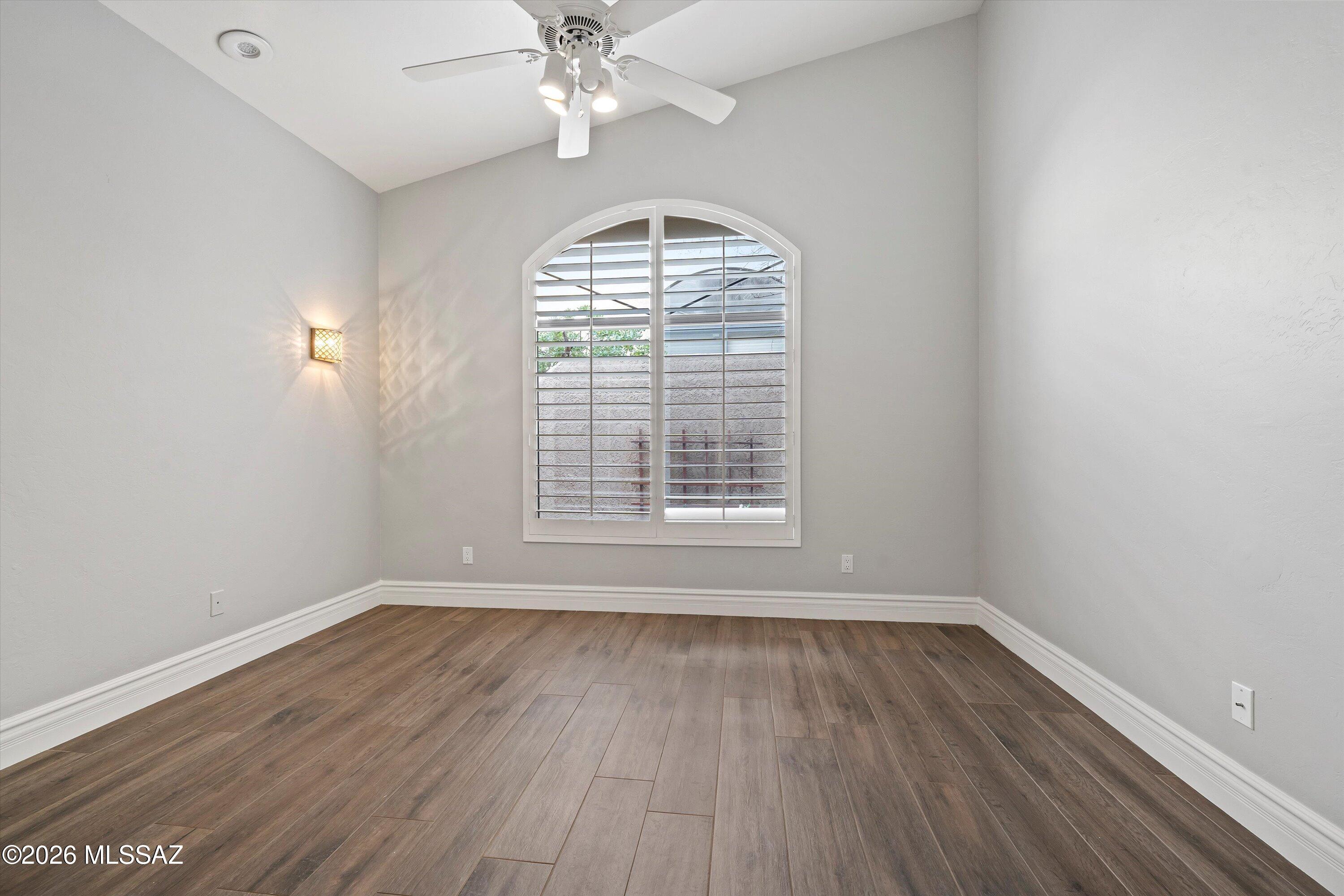 5914 N Golden Eagle Drive