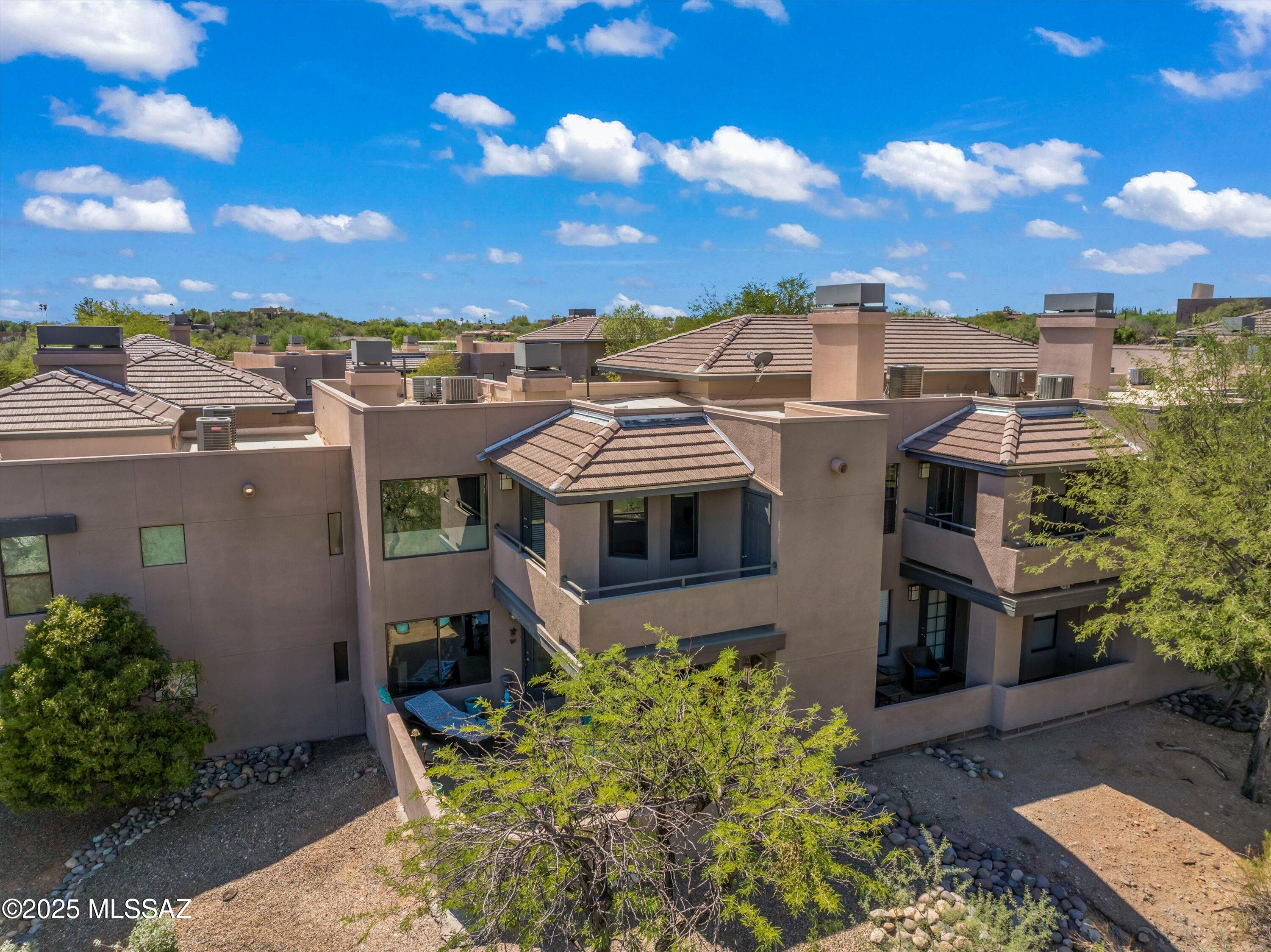 5855 N Kolb Road Unit: 1211