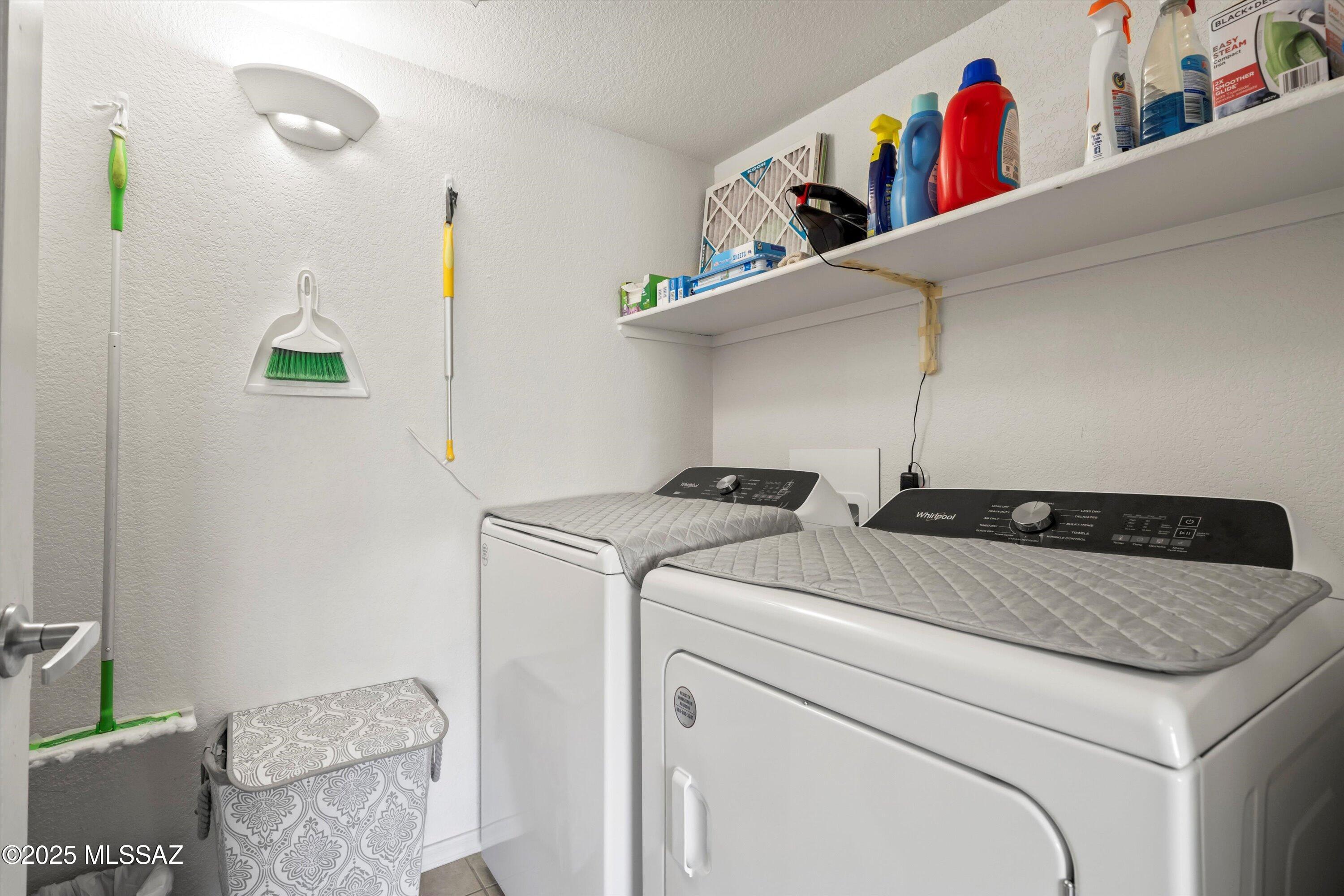 5855 N Kolb Road Unit: 1211