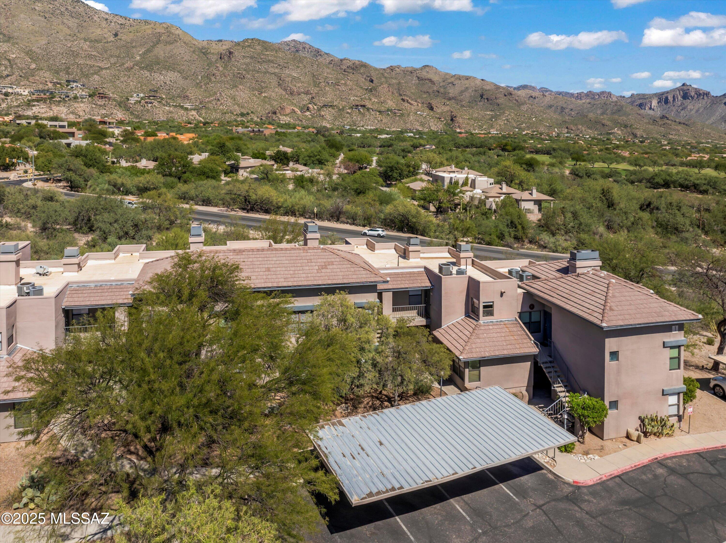 5855 N Kolb Road Unit: 1211