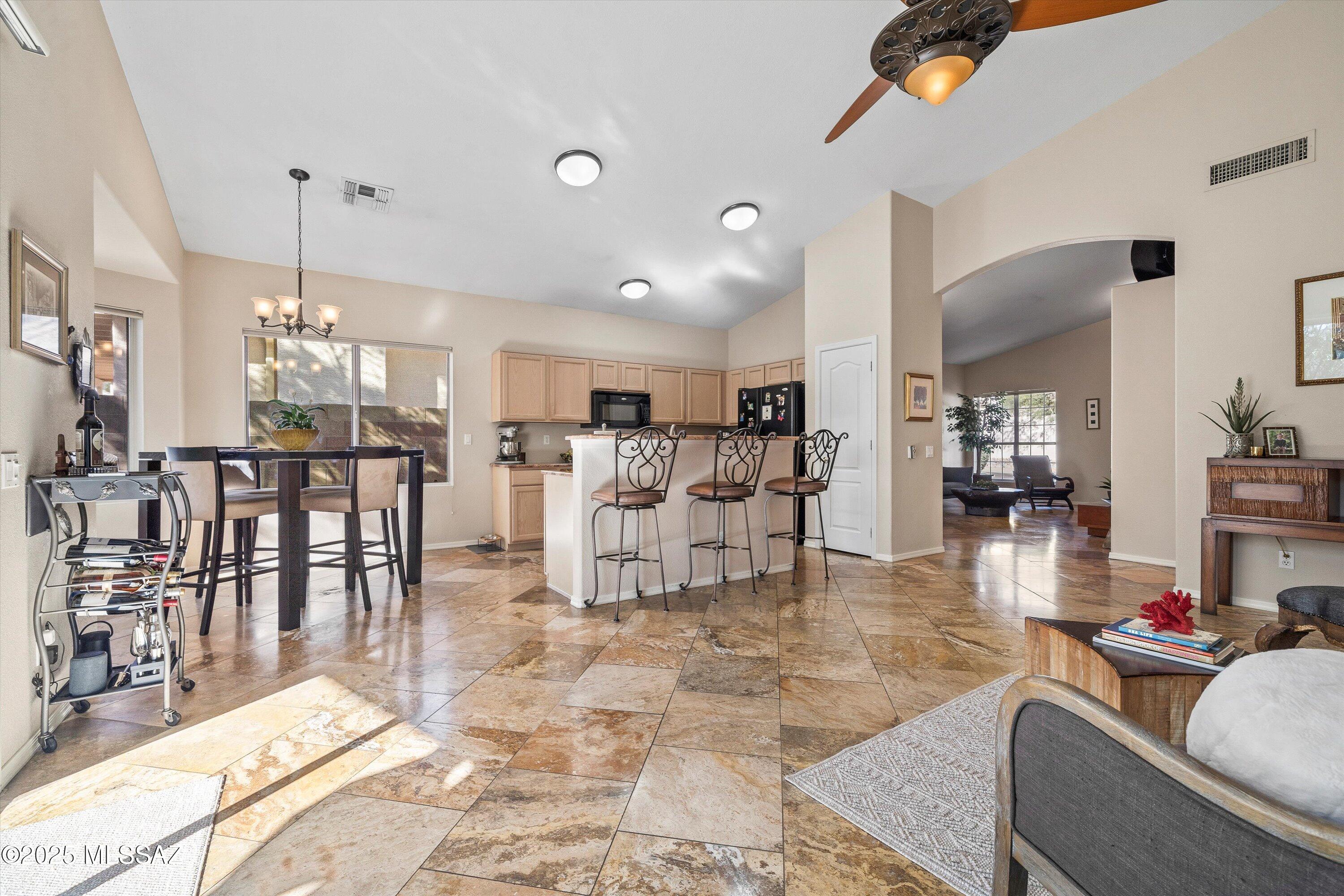 5209 N Windriver Place