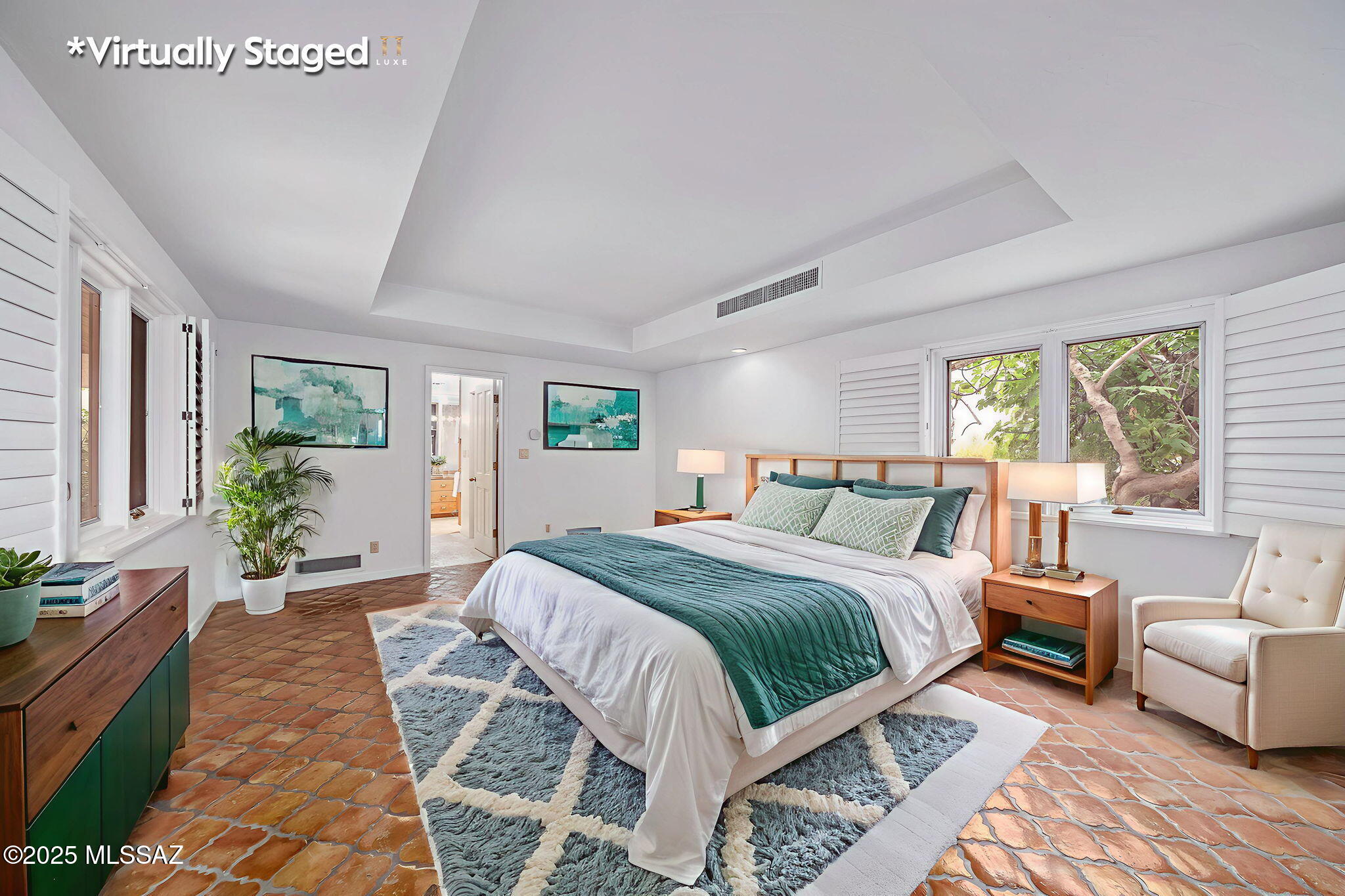 8450 N Nob Hill Drive