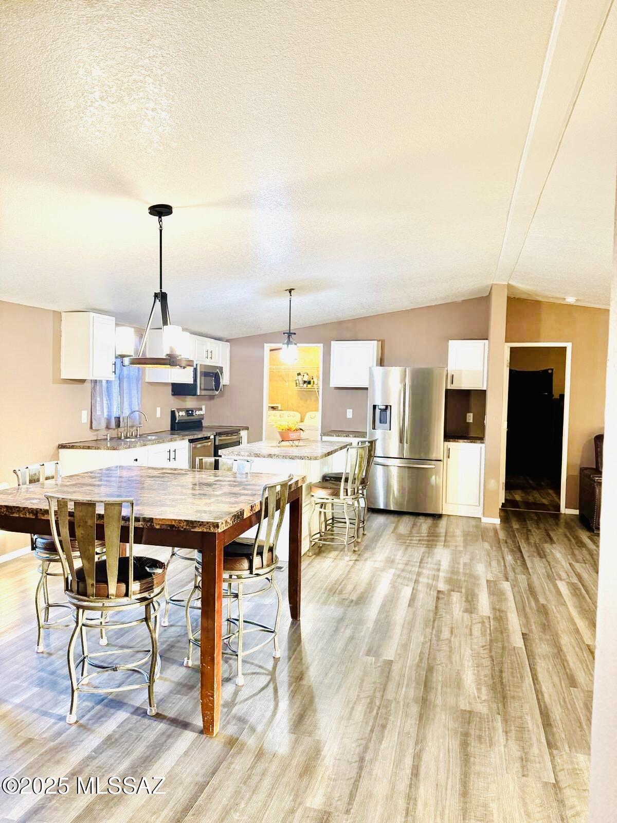 12156 W Jessica Rae Lane