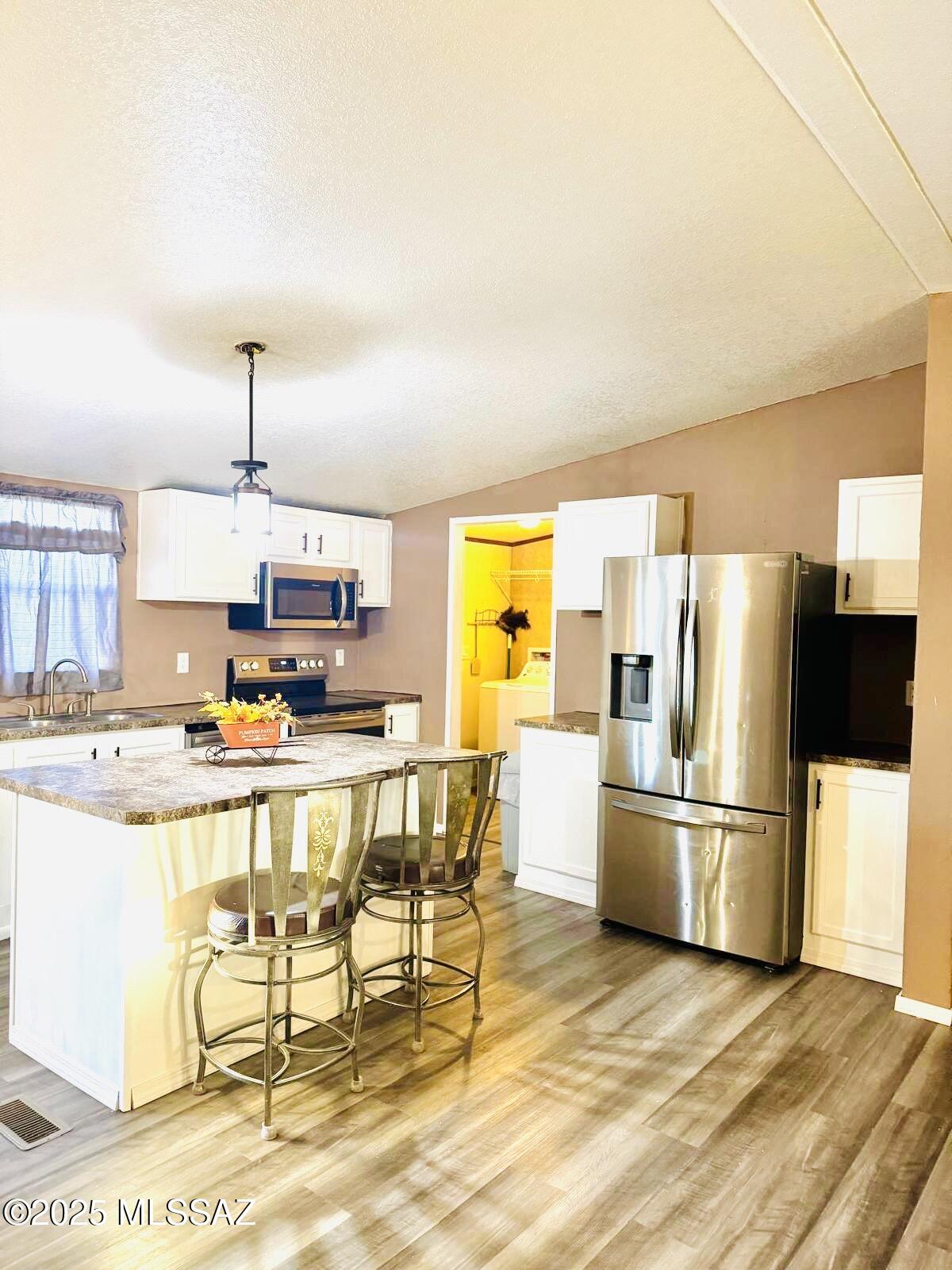 12156 W Jessica Rae Lane