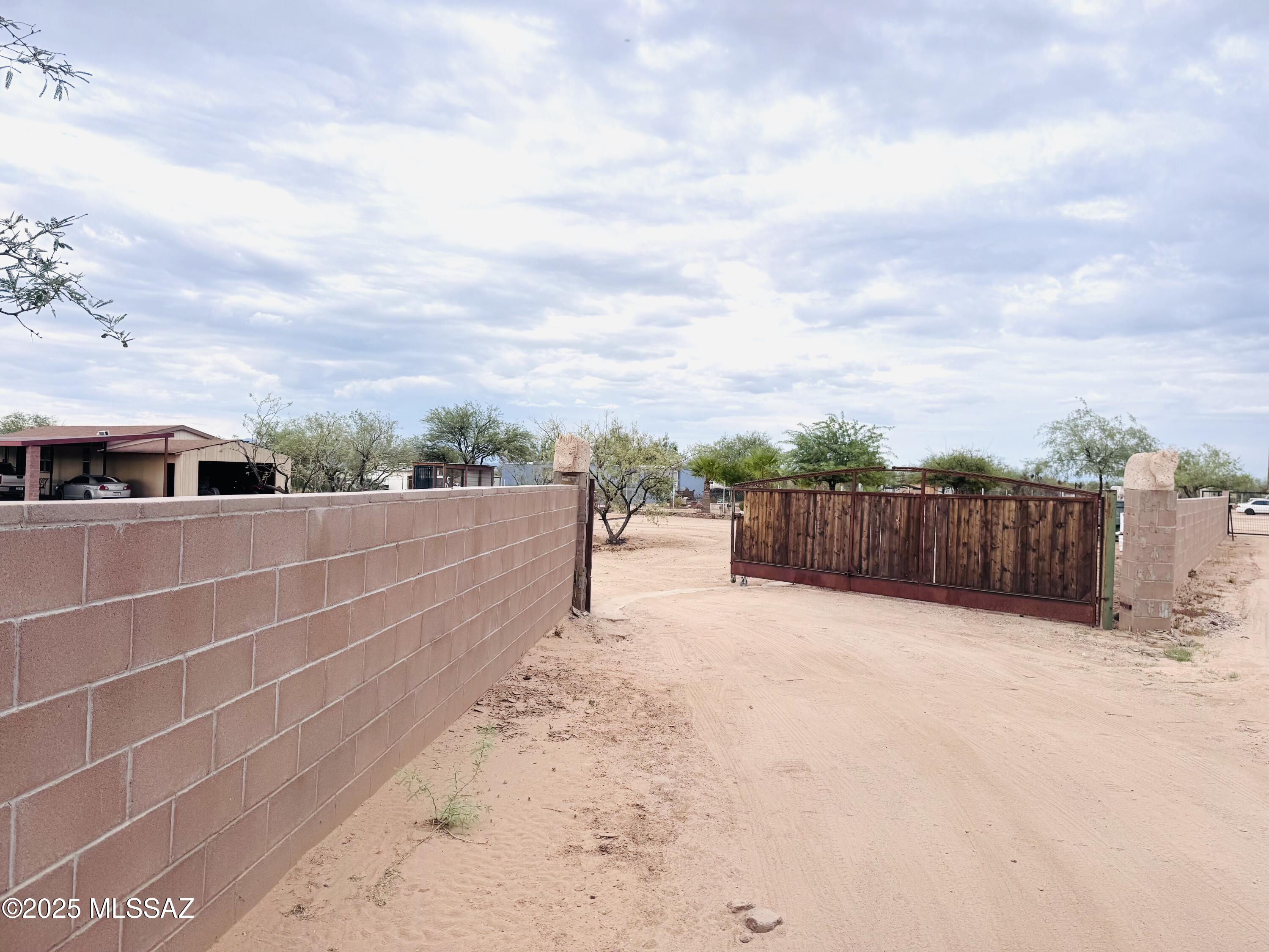 12156 W Jessica Rae Lane