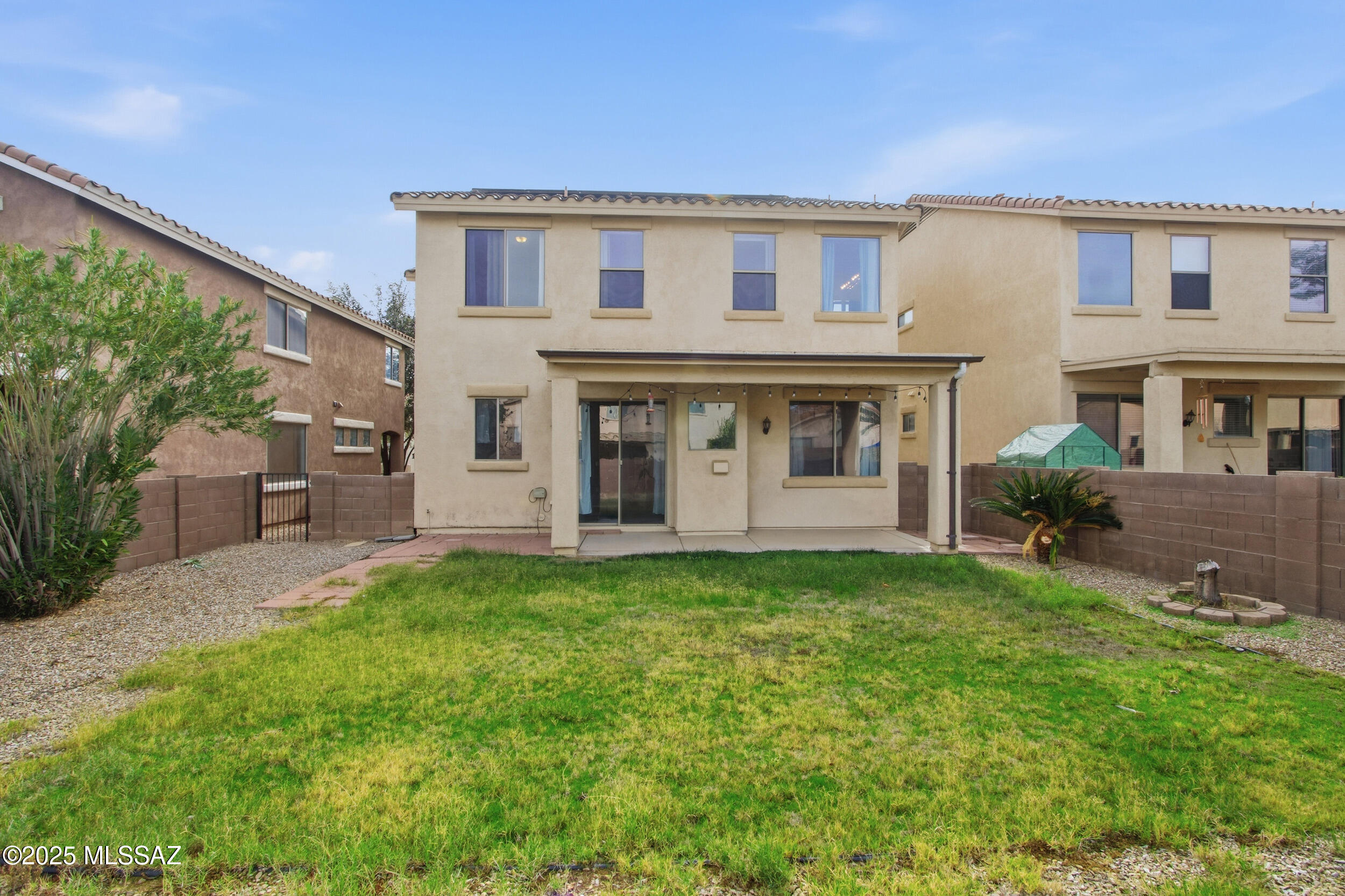 52 W Camino Rio Cebolla