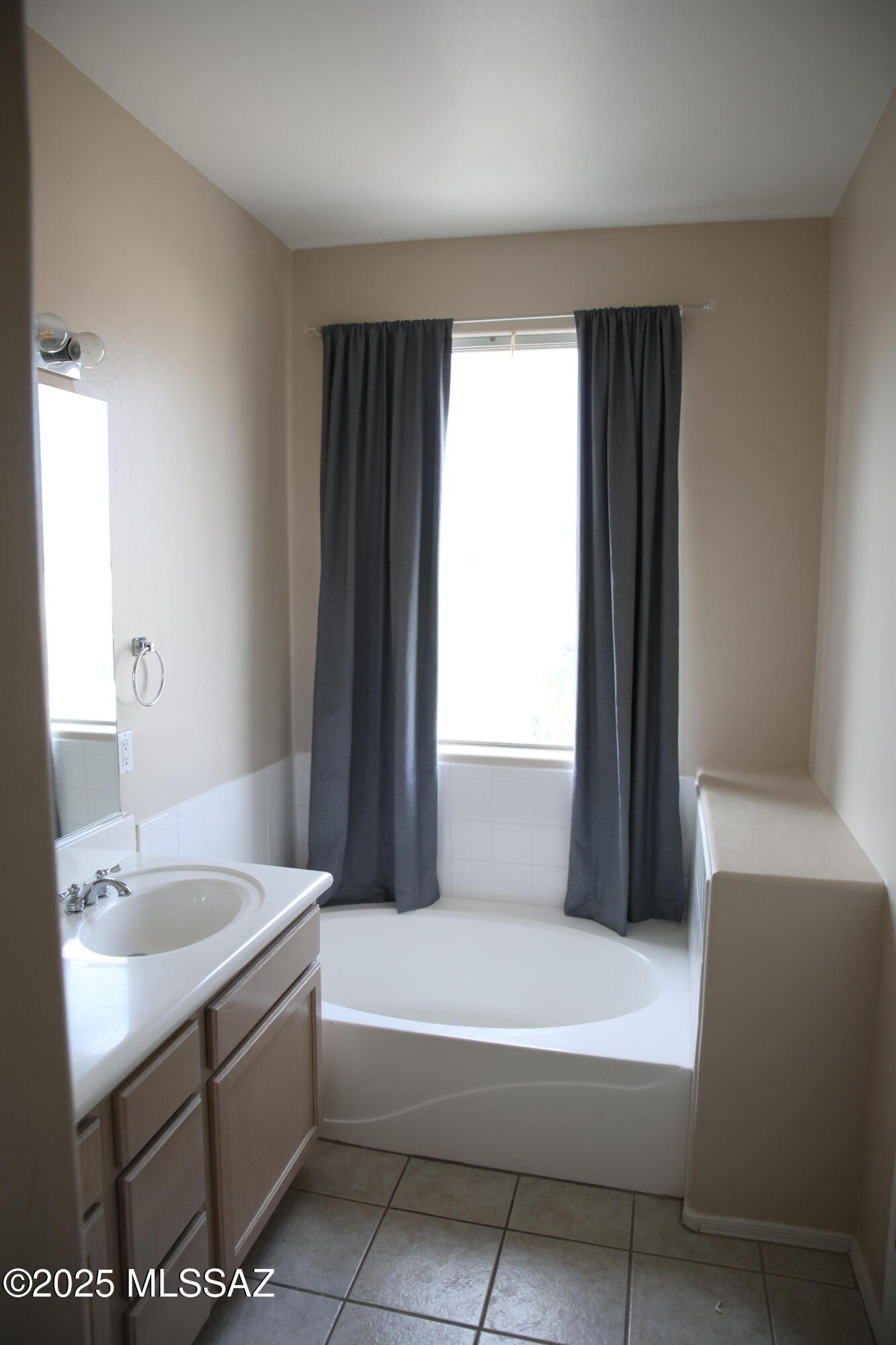 52 W Camino Rio Cebolla