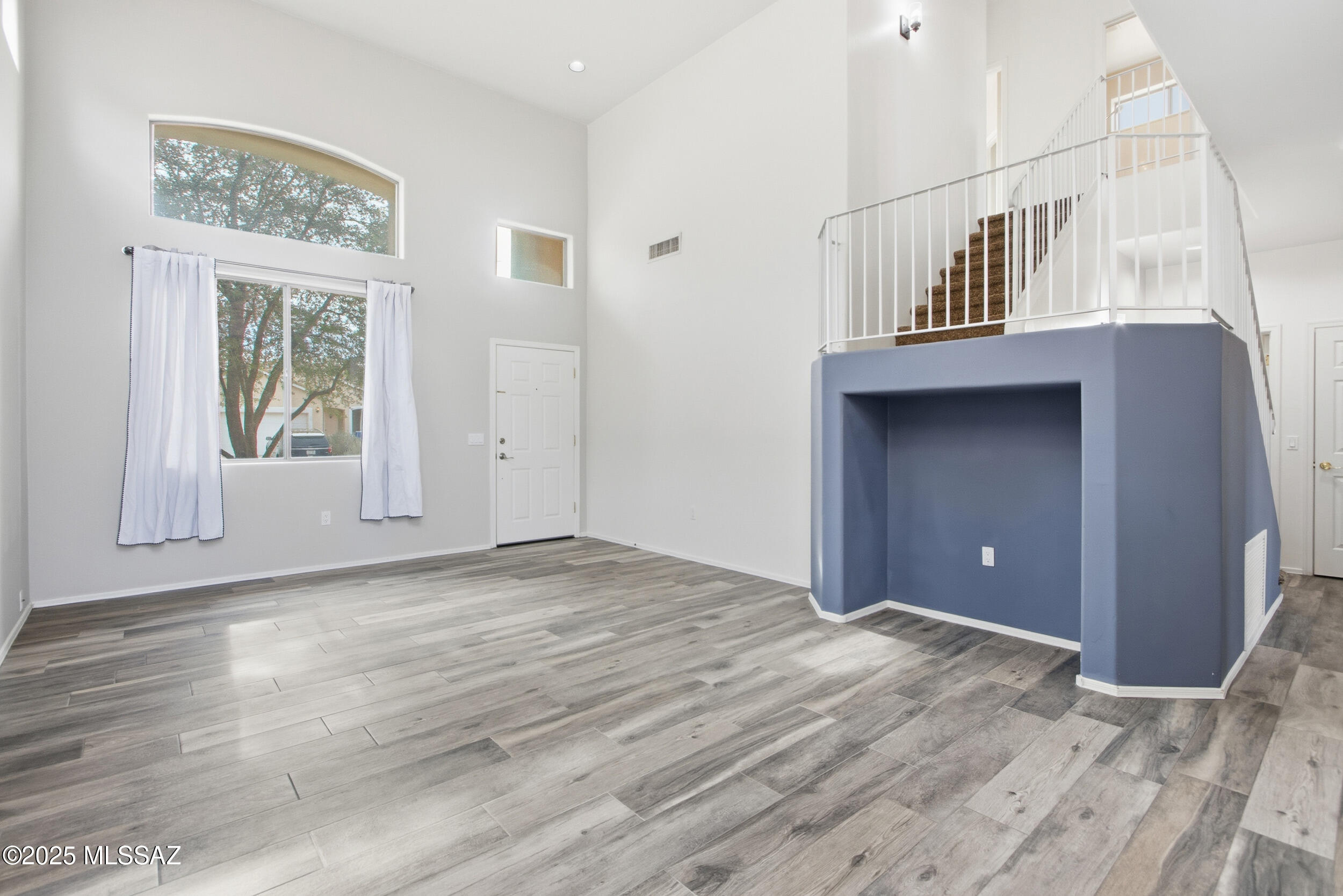 52 W Camino Rio Cebolla