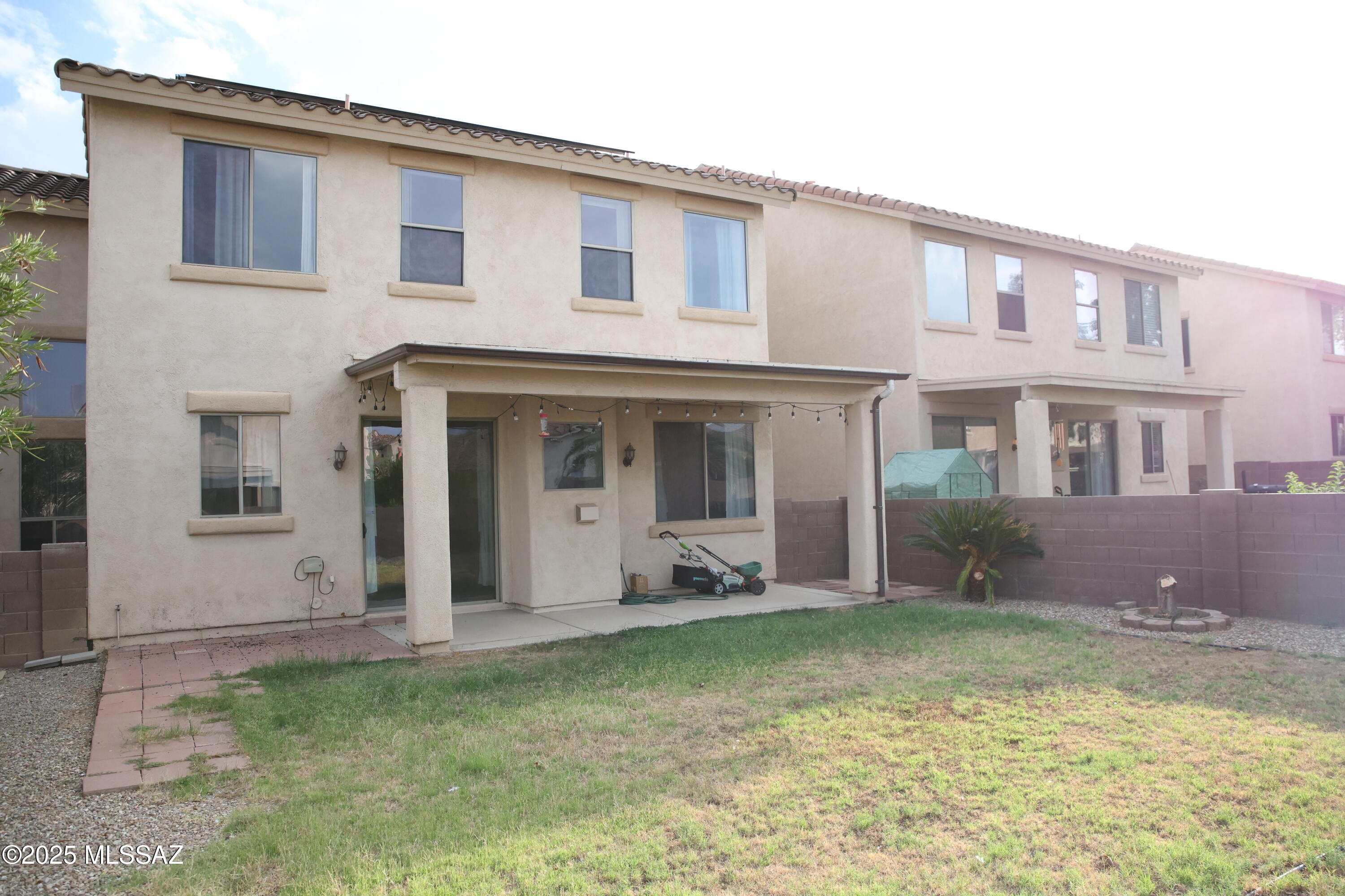 52 W Camino Rio Cebolla