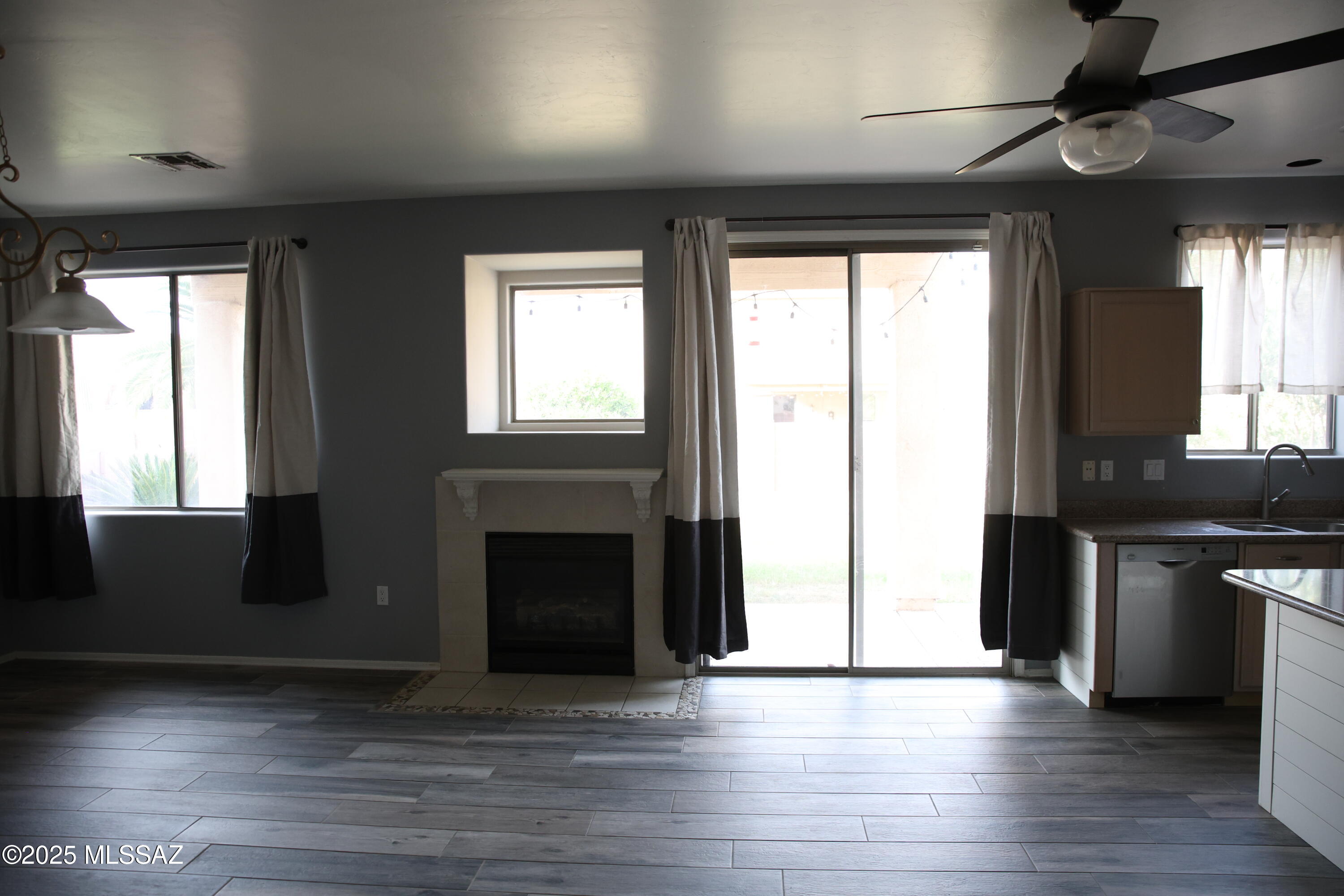 52 W Camino Rio Cebolla