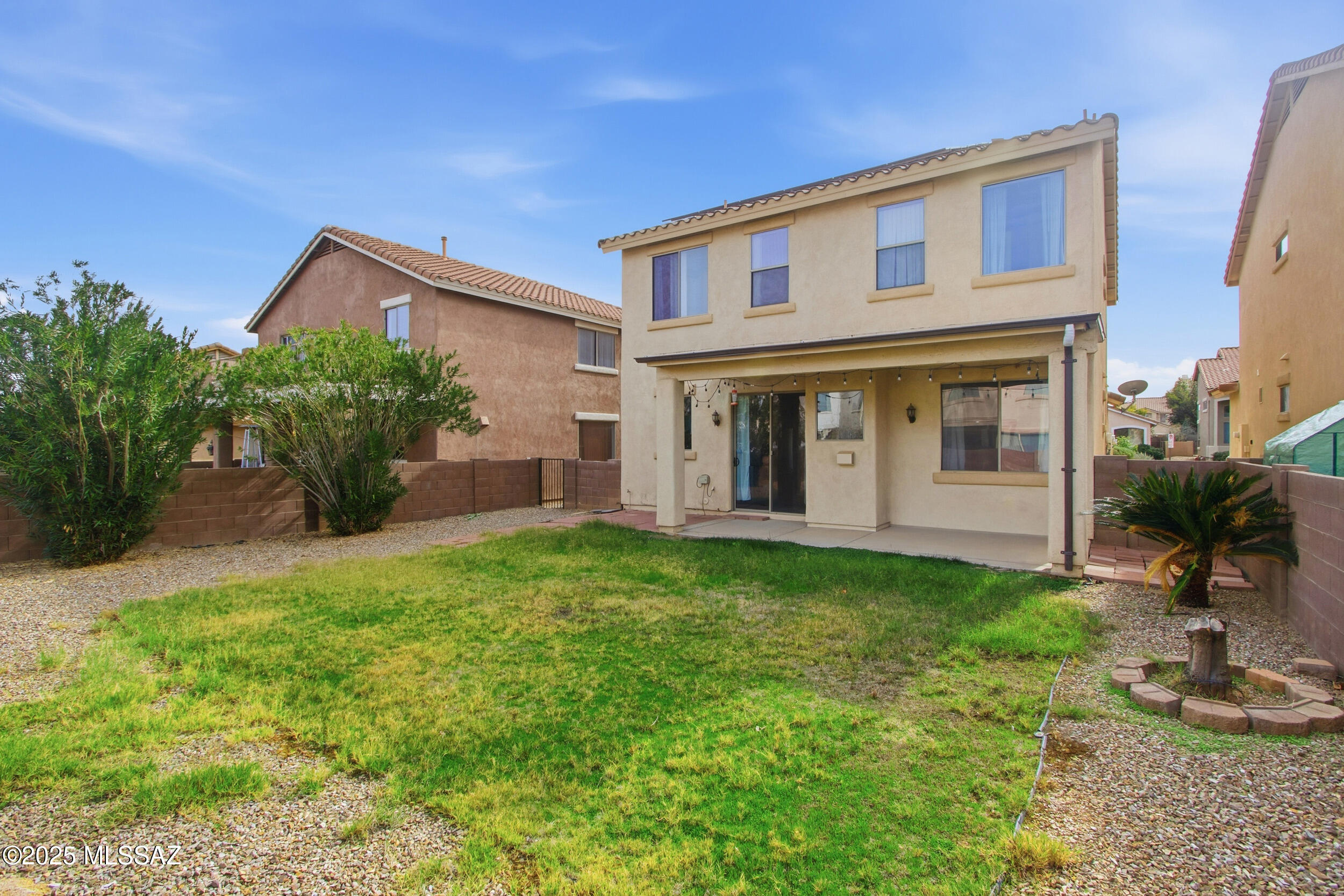 52 W Camino Rio Cebolla