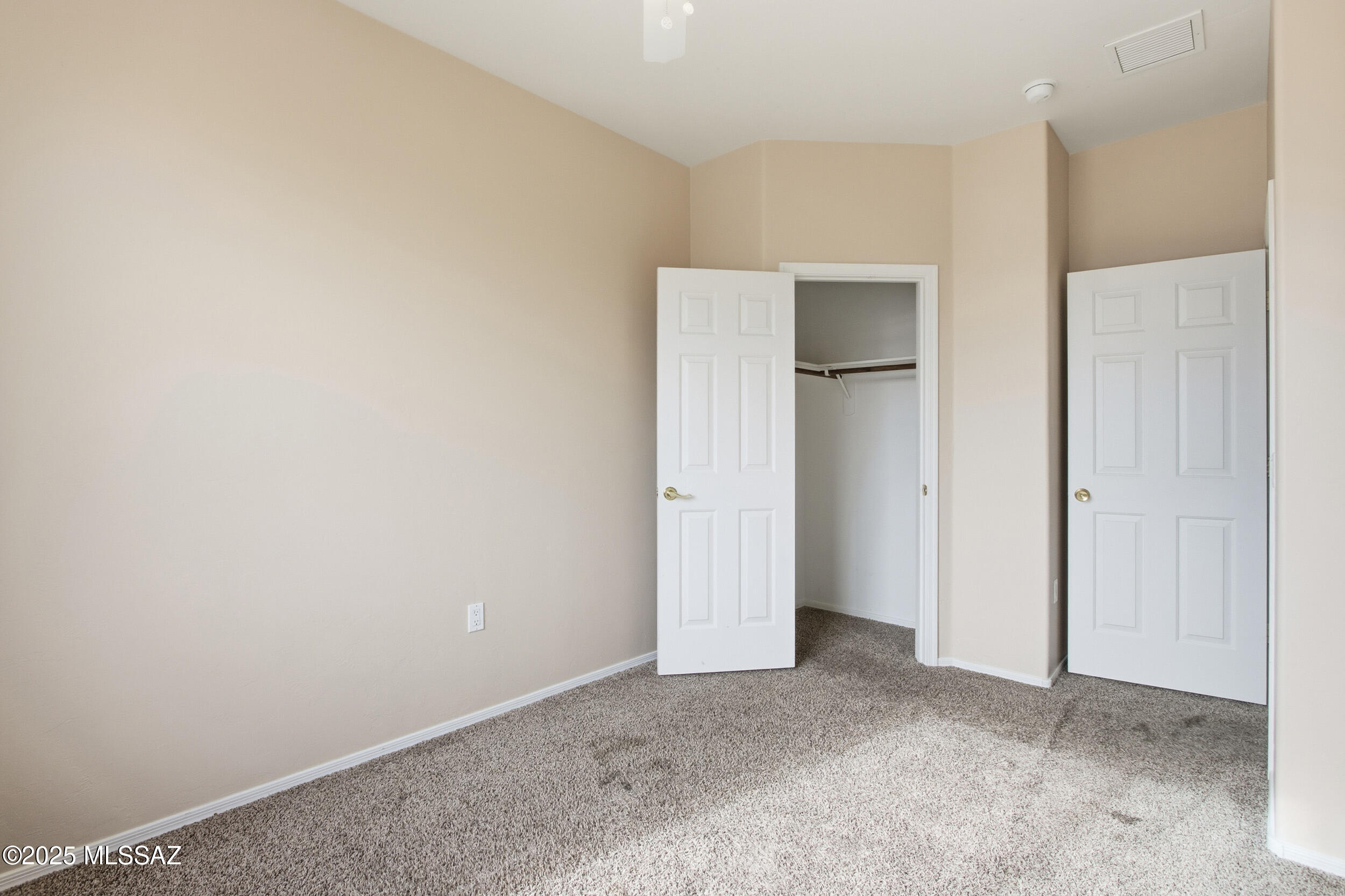 52 W Camino Rio Cebolla