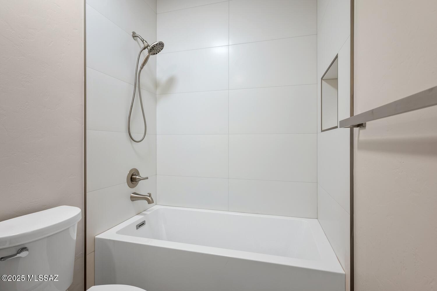 1502 E Indian Wells Road