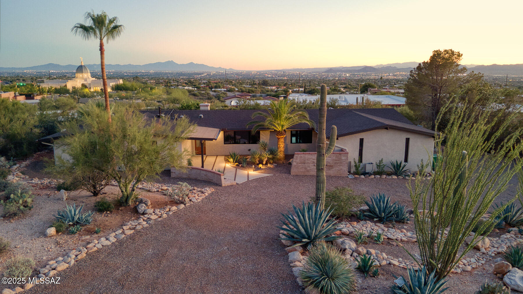 1502 E Indian Wells Road