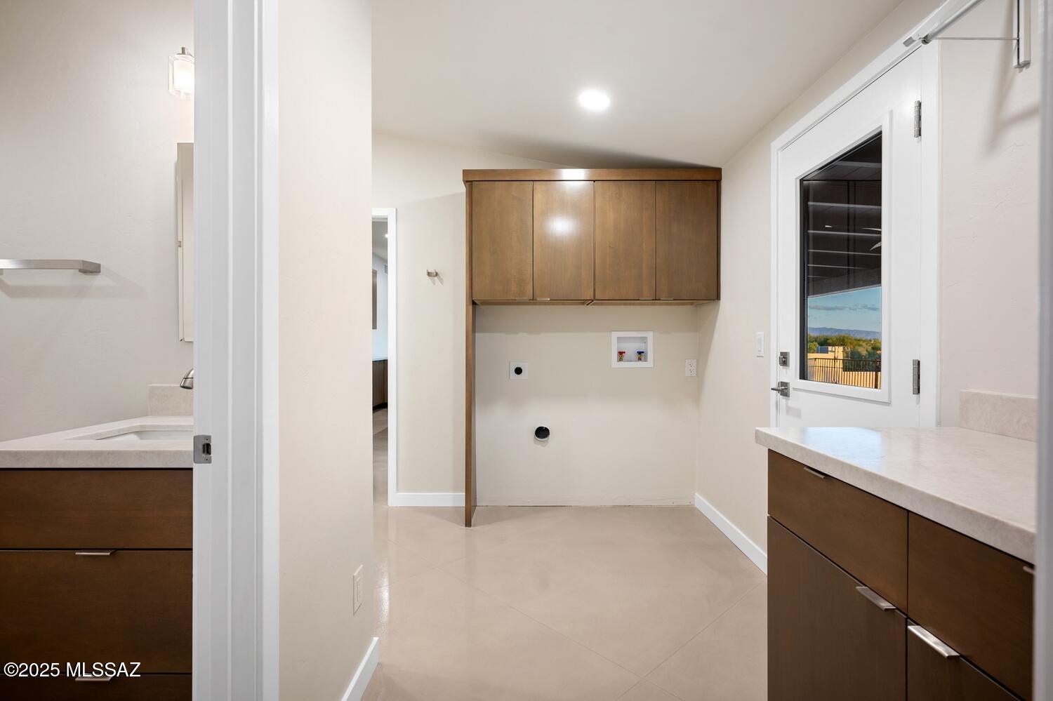 1502 E Indian Wells Road