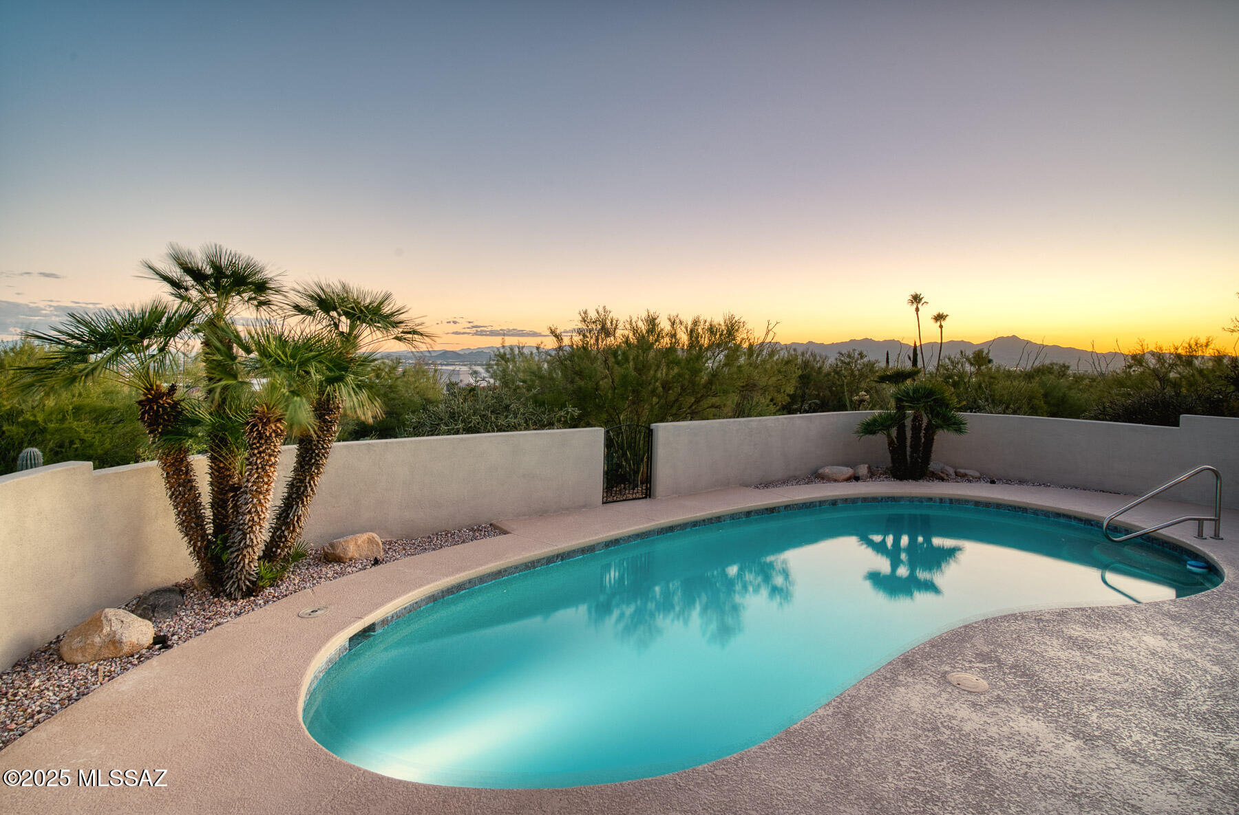 1502 E Indian Wells Road